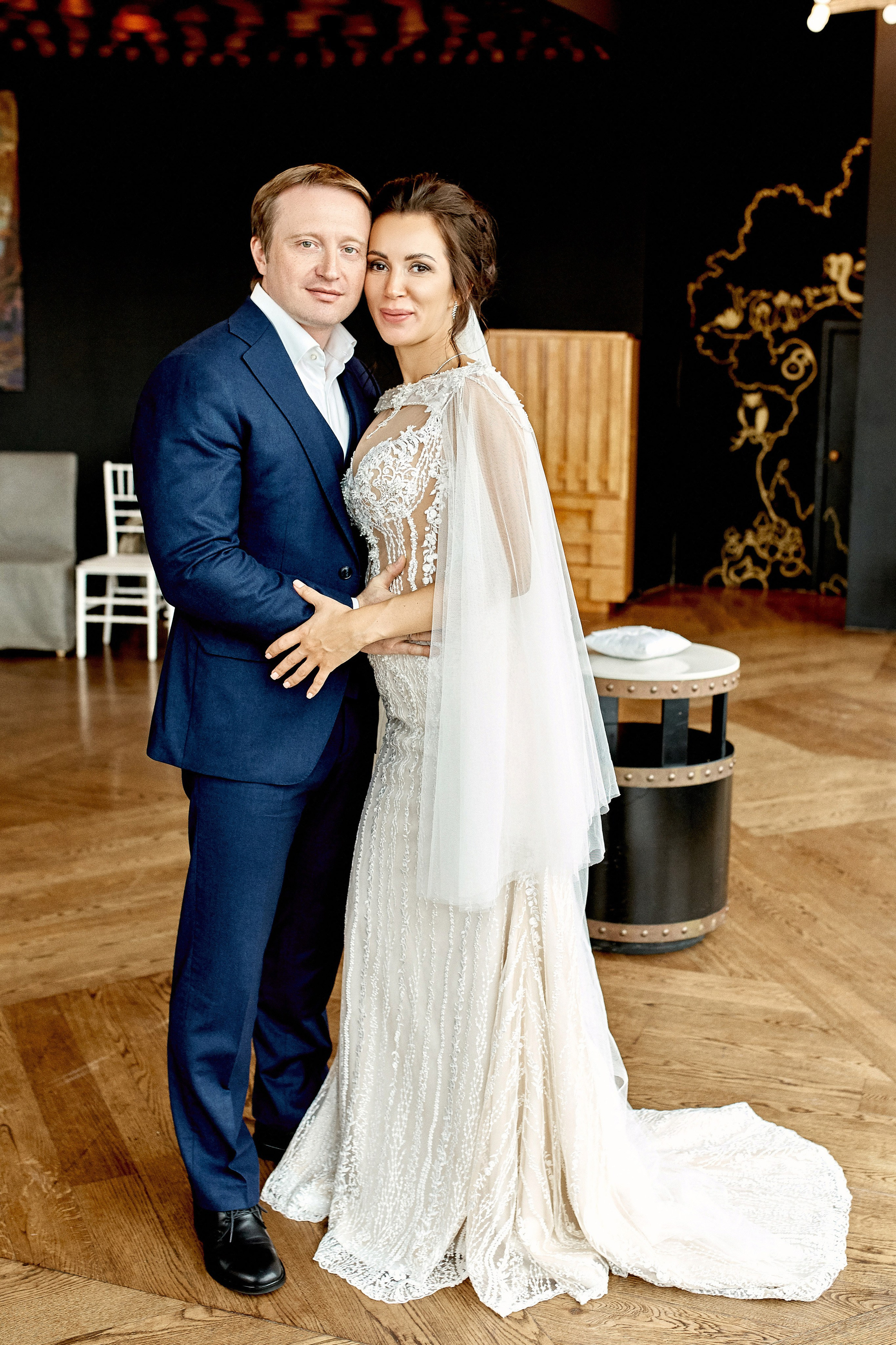 Свадебная фотосессия в Москва Сити с профессиональным фотографом — Цены, стоимость услуг фотографа на фотосъёмку свадьбы в Москва Сити