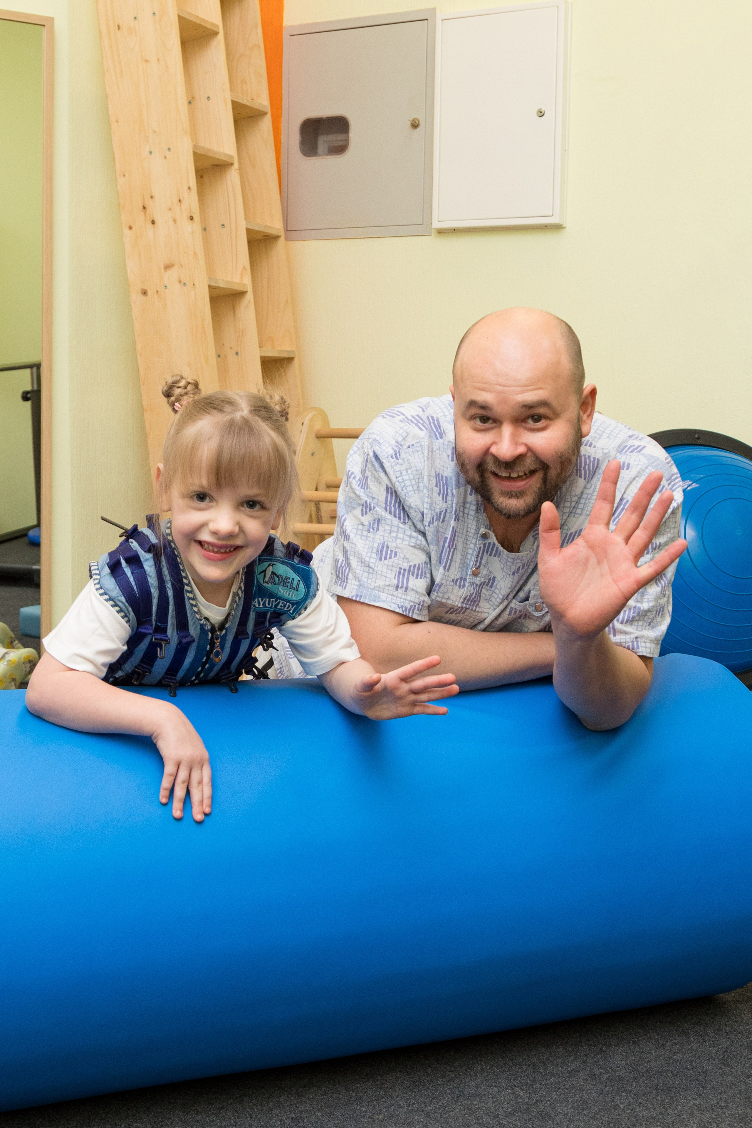 Для детского реабилитационного центра Первый шаг. Детский и контент фотограф Надя Волкова Санкт-Петербург