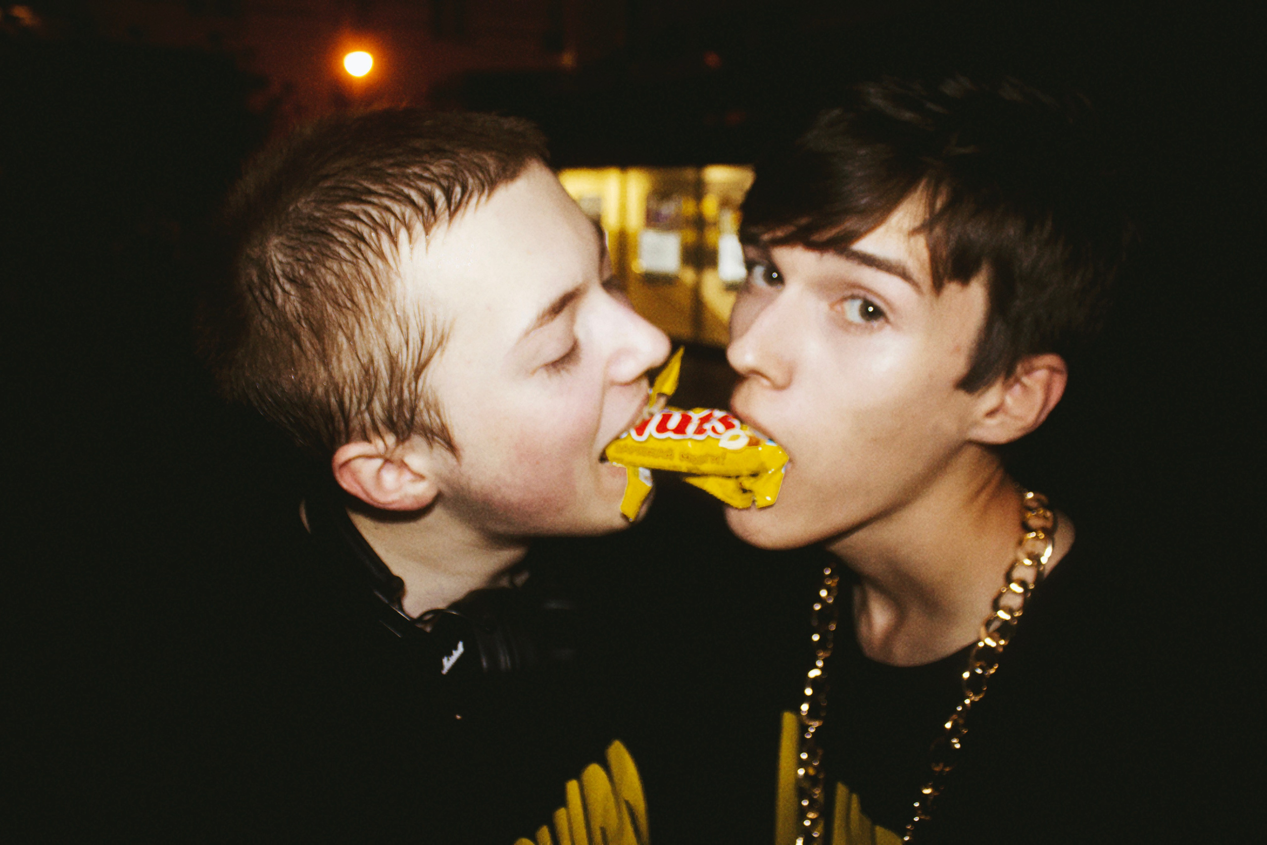 Съемка мерча MASHUPBLE. Концертный и портретный фотограф в Москве Соня Спросонья