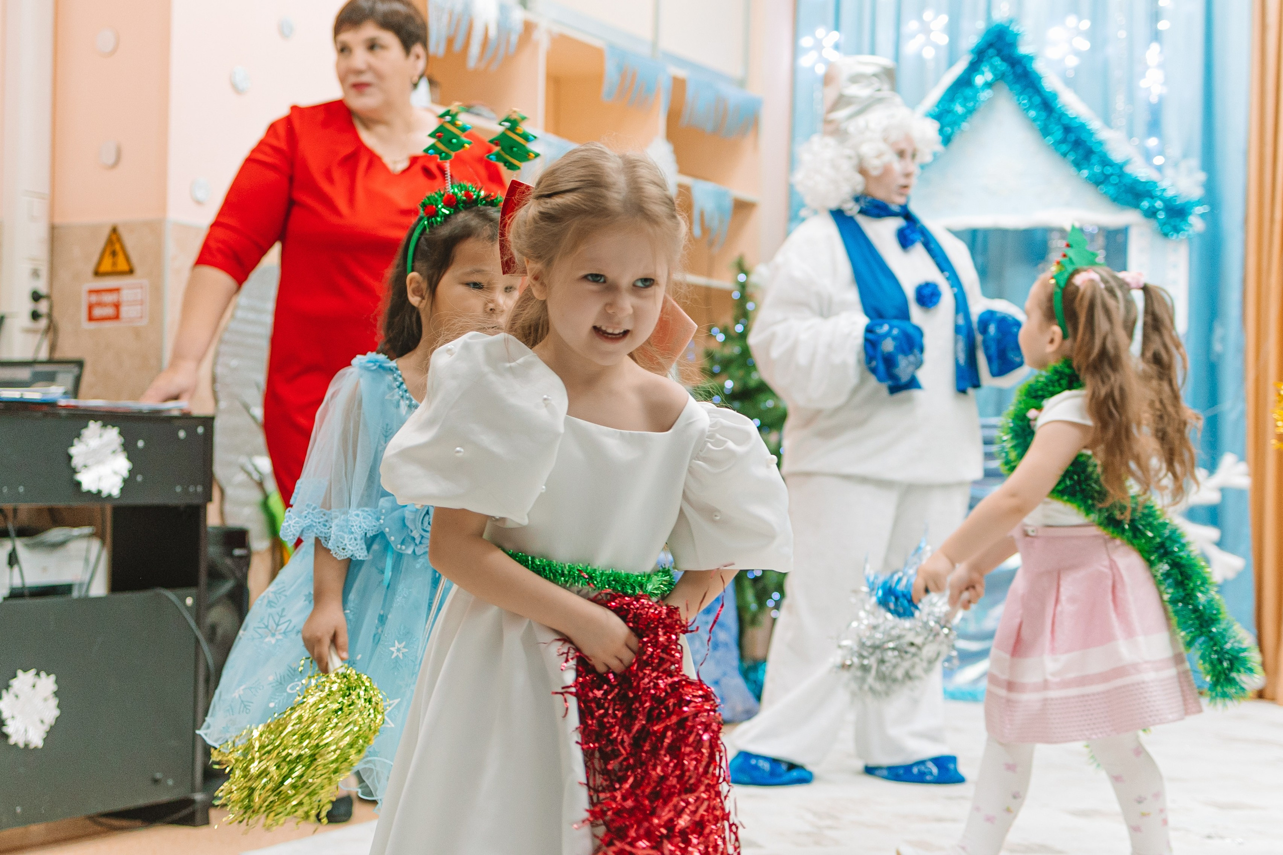 Утренник+портреты. Семейный фотограф Тюмень, фотограф на роды Салмина Мария