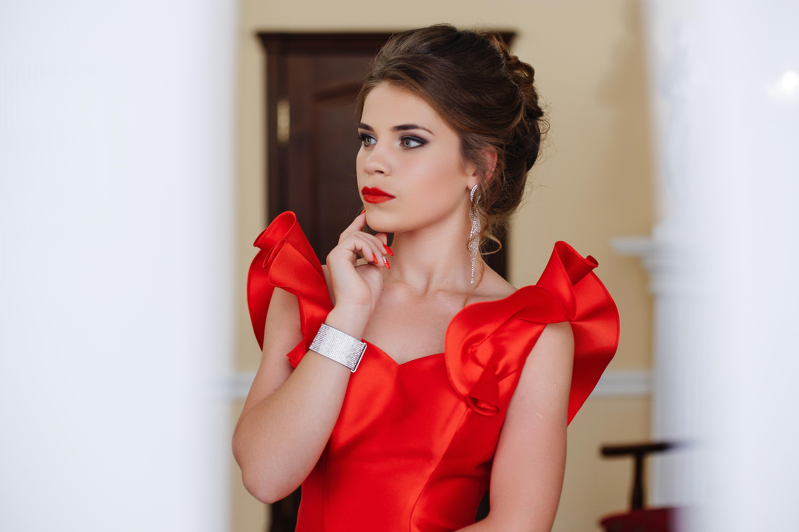 Девушка в красном. Свадебный и семейный фотограф в городе Воронеж. Ирина Боловина