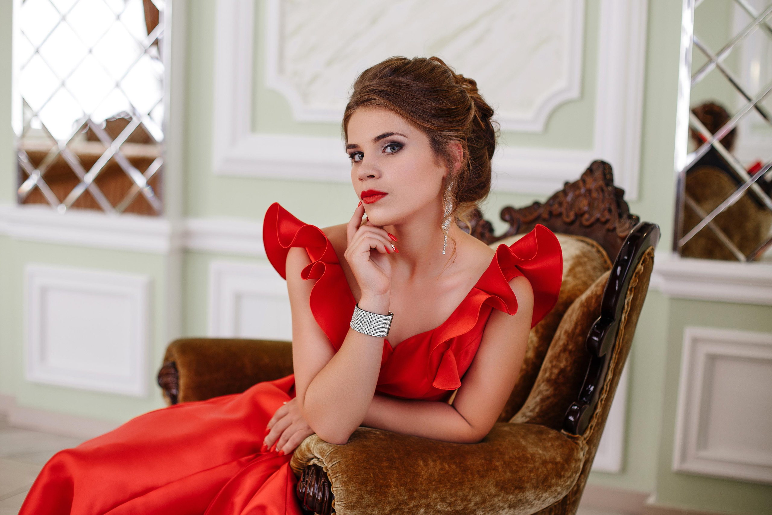Девушка в красном. Свадебный и семейный фотограф в городе Воронеж. Ирина Боловина