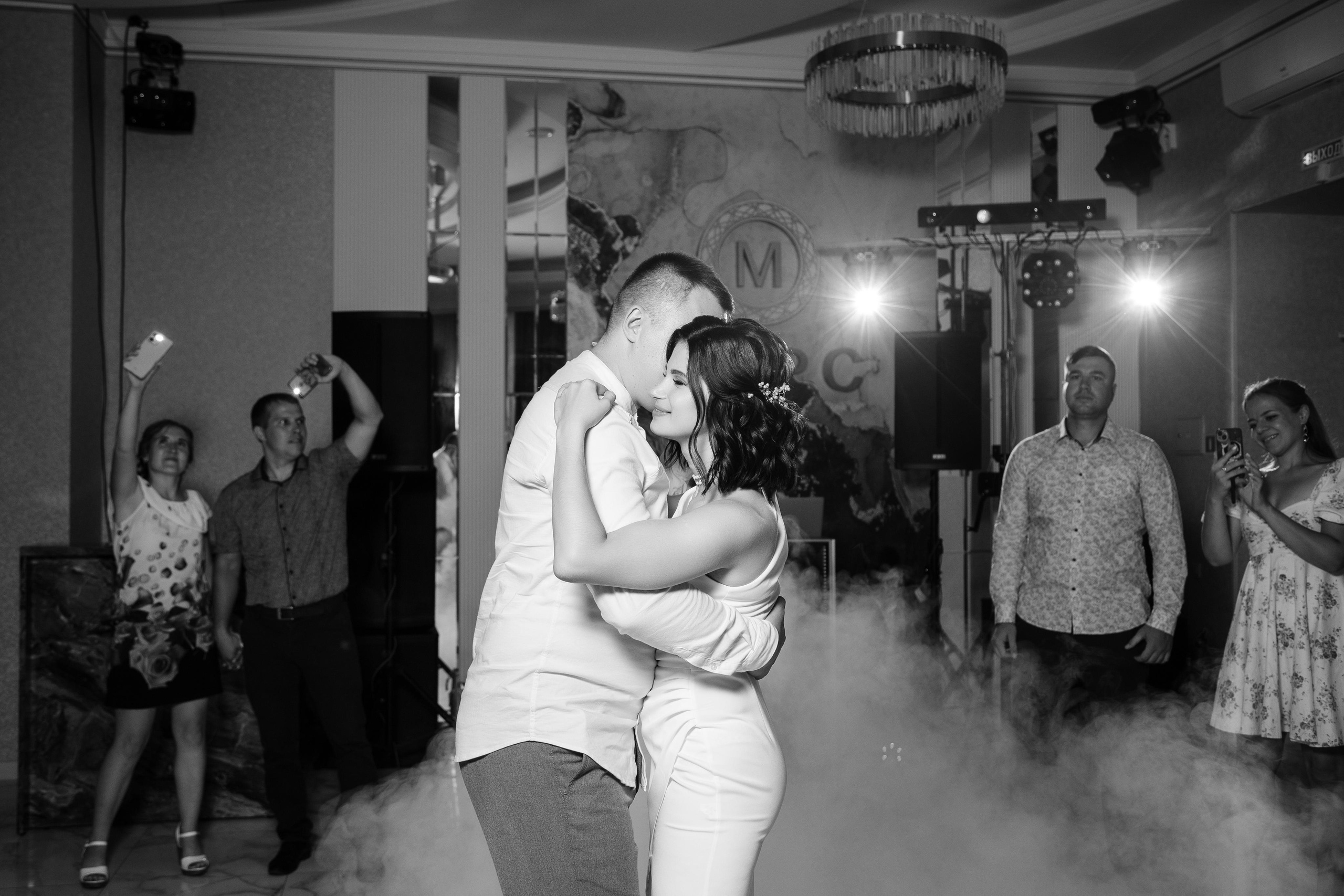 Василий ♥ Виктория. Свадебный и семейный фотограф в городе Воронеж. Ирина Боловина