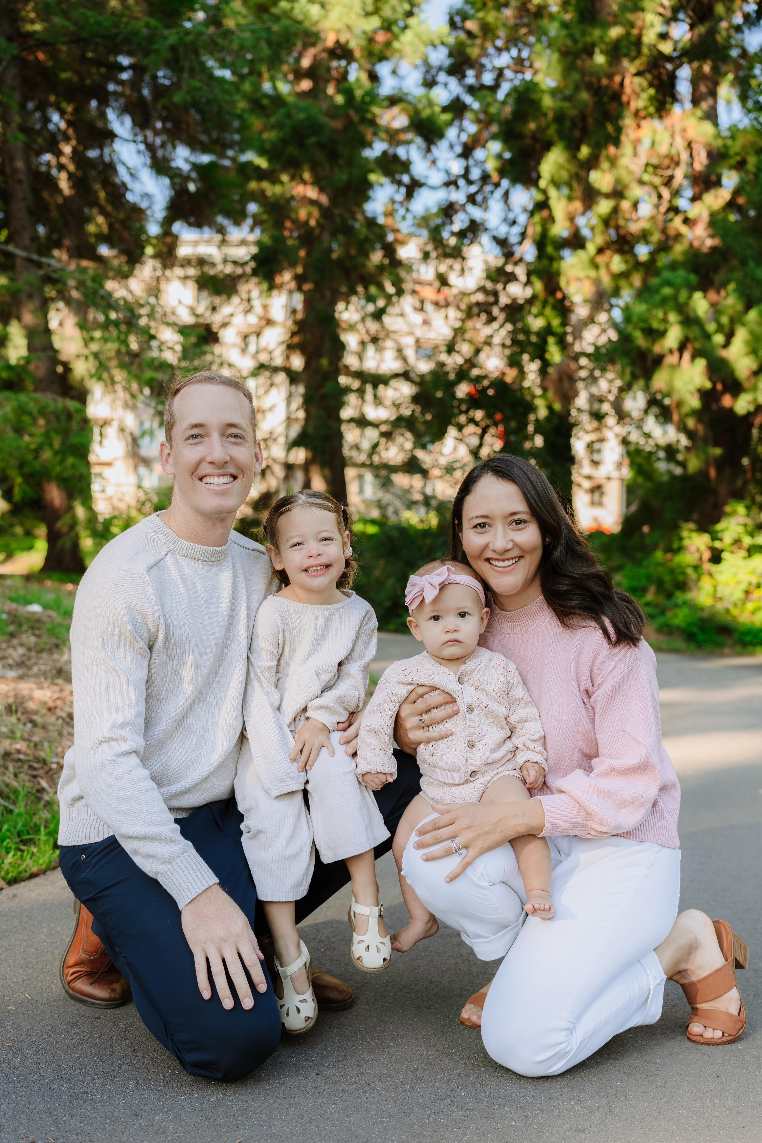 Andie & Will with daughters. Профессиональный свадебный фотограф в Женеве и Швейцарии | Таня Вовчецкая