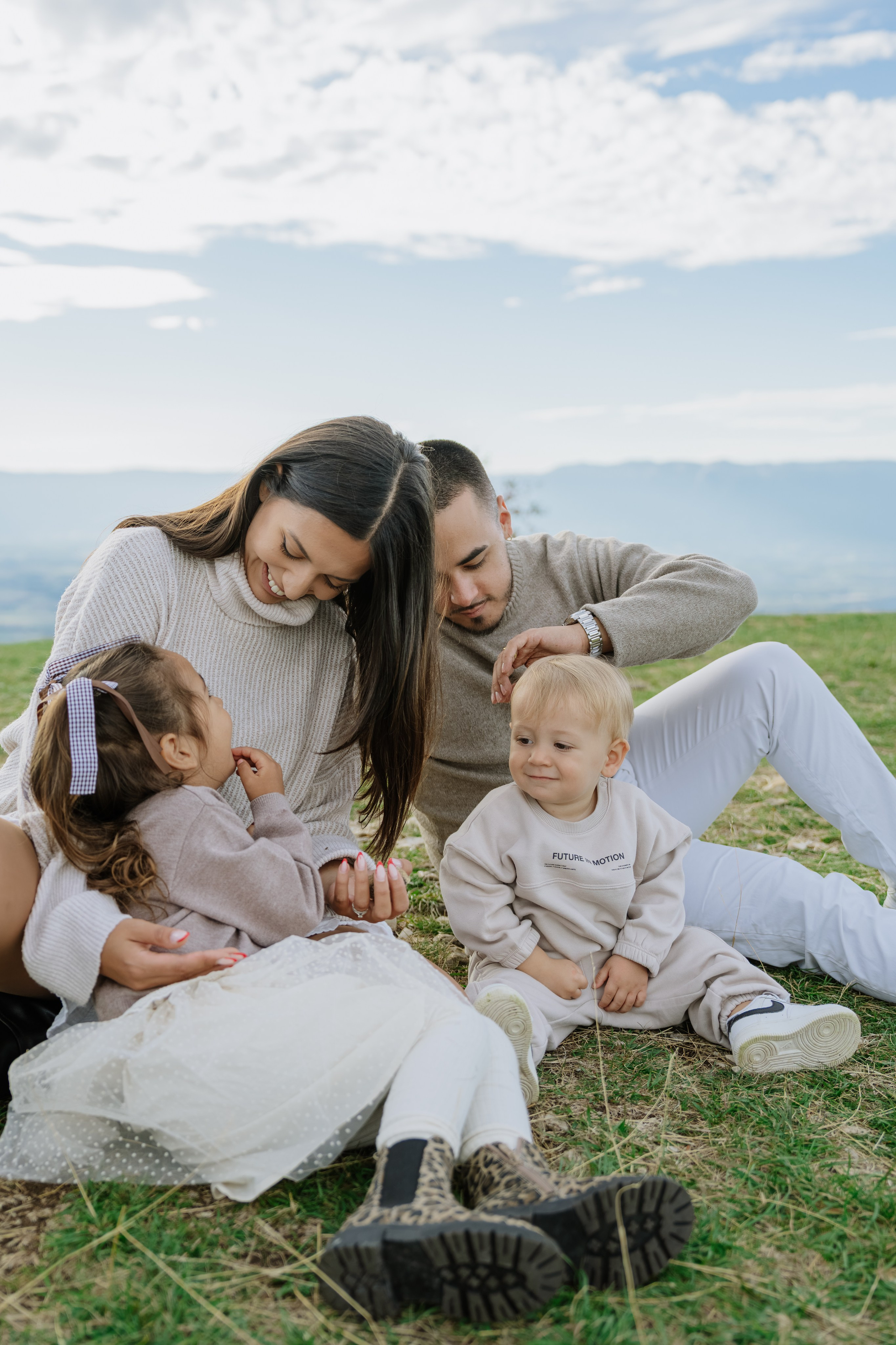 Yasmina, Ludovic & Mia, Liam. Профессиональный свадебный фотограф в Женеве и Швейцарии | Таня Вовчецкая