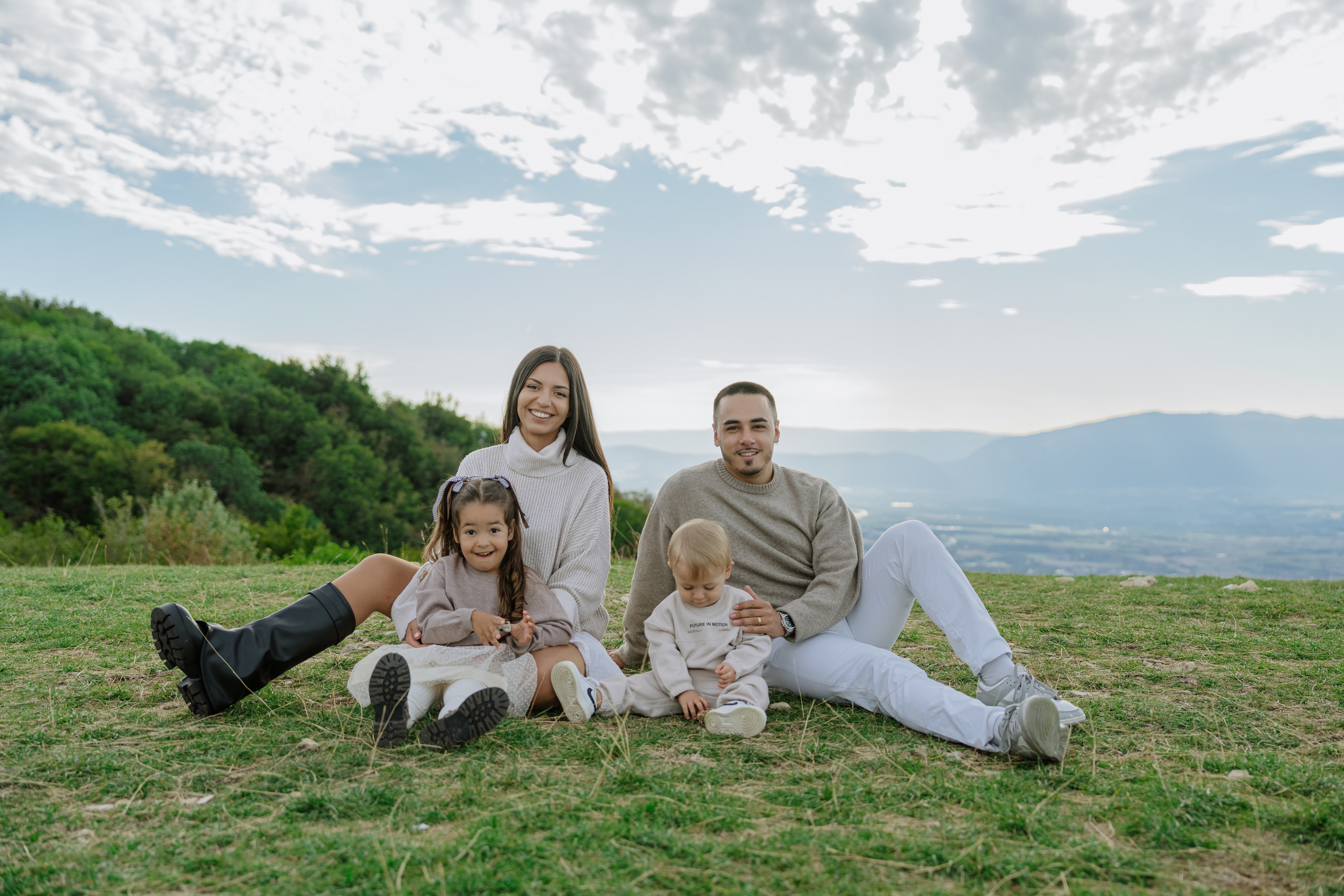 Yasmina, Ludovic & Mia, Liam. Профессиональный свадебный фотограф в Женеве и Швейцарии | Таня Вовчецкая
