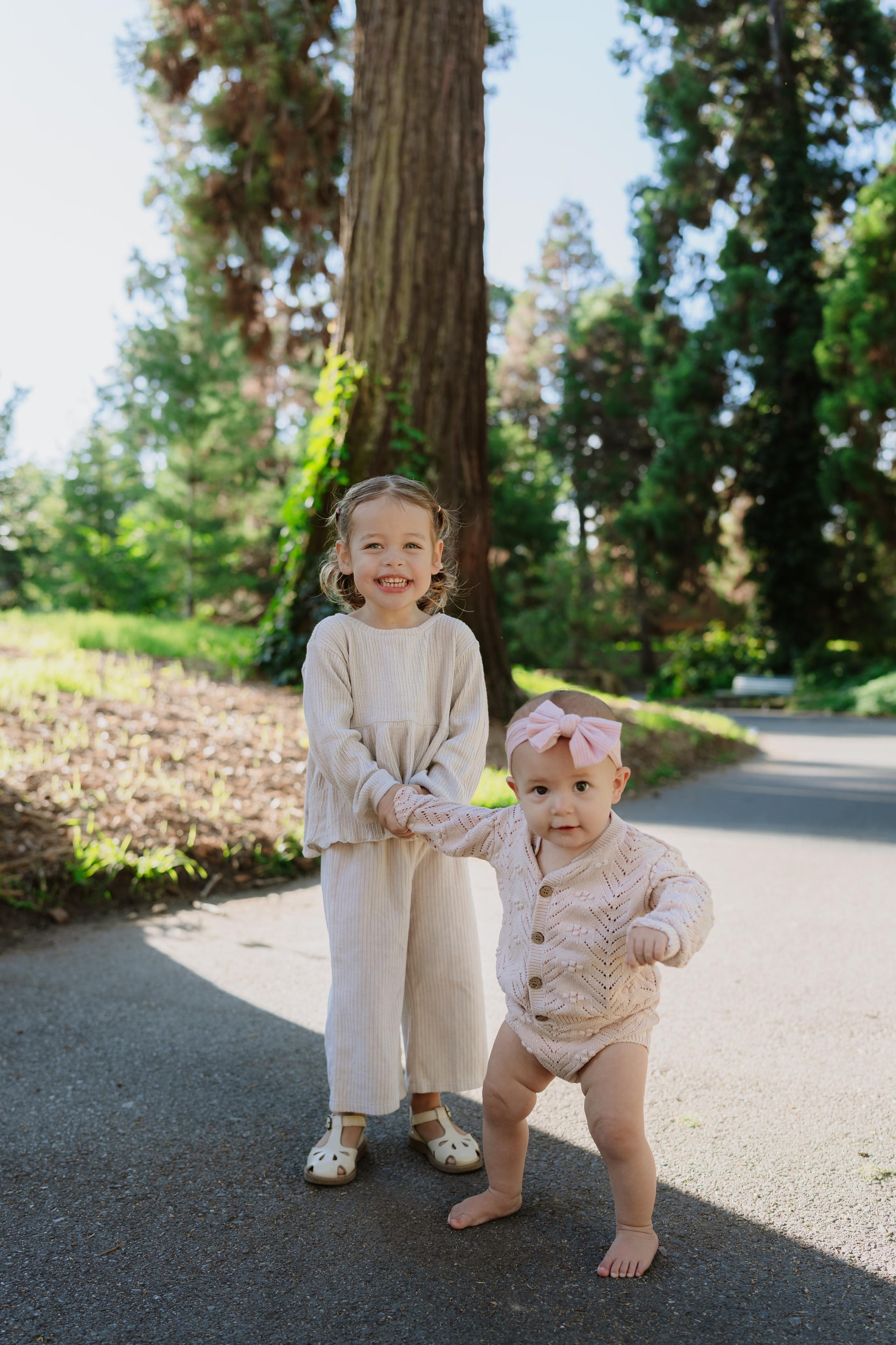 Andie & Will with daughters. Профессиональный свадебный фотограф в Женеве и Швейцарии | Таня Вовчецкая