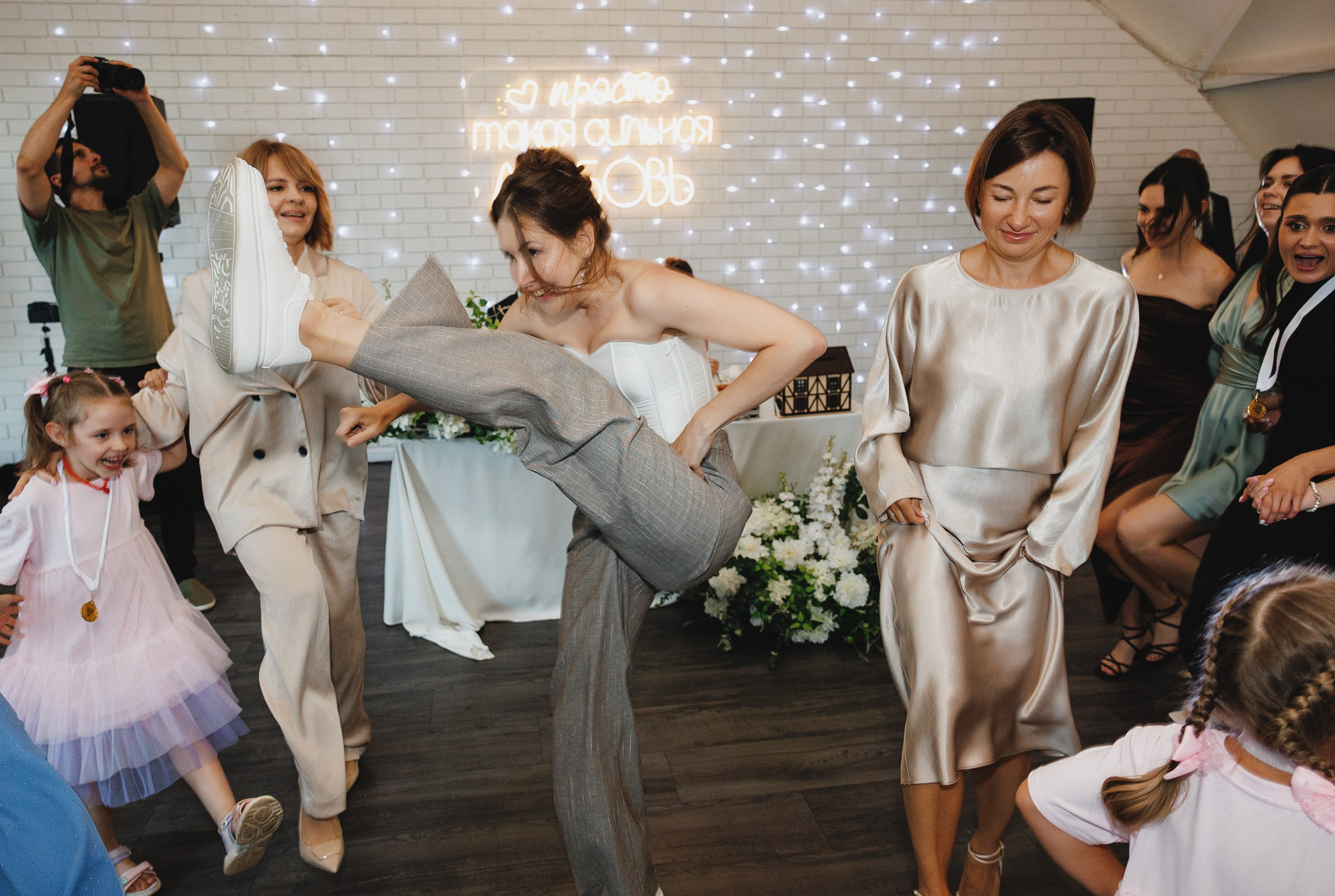 Александр и Анна. Свадебный фотограф и видеограф Дмитрий Горяченков