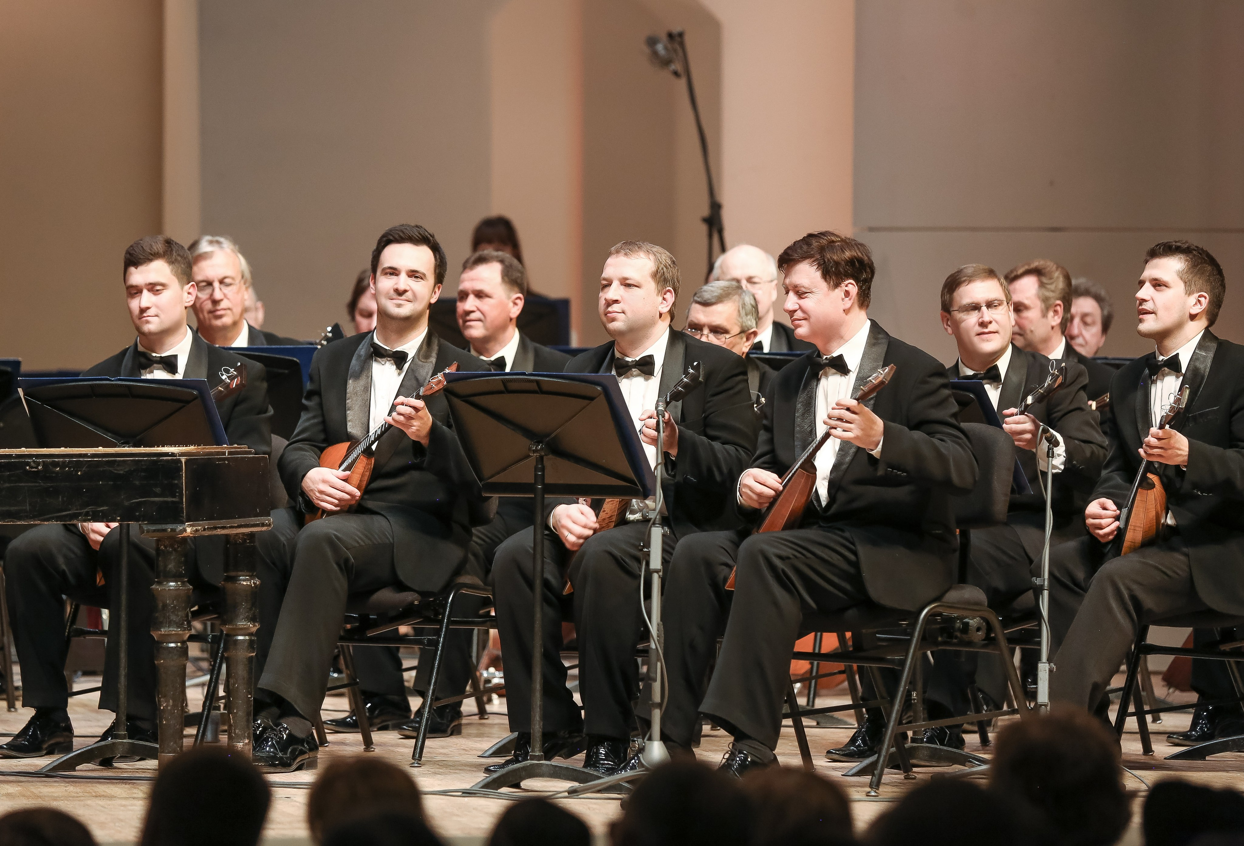 Концерт «Один виток вокруг планеты» ко Дню космонавтики. Дарья Письменюк / Darya Leitstern — фотограф, музыкант, журналист, путешественник