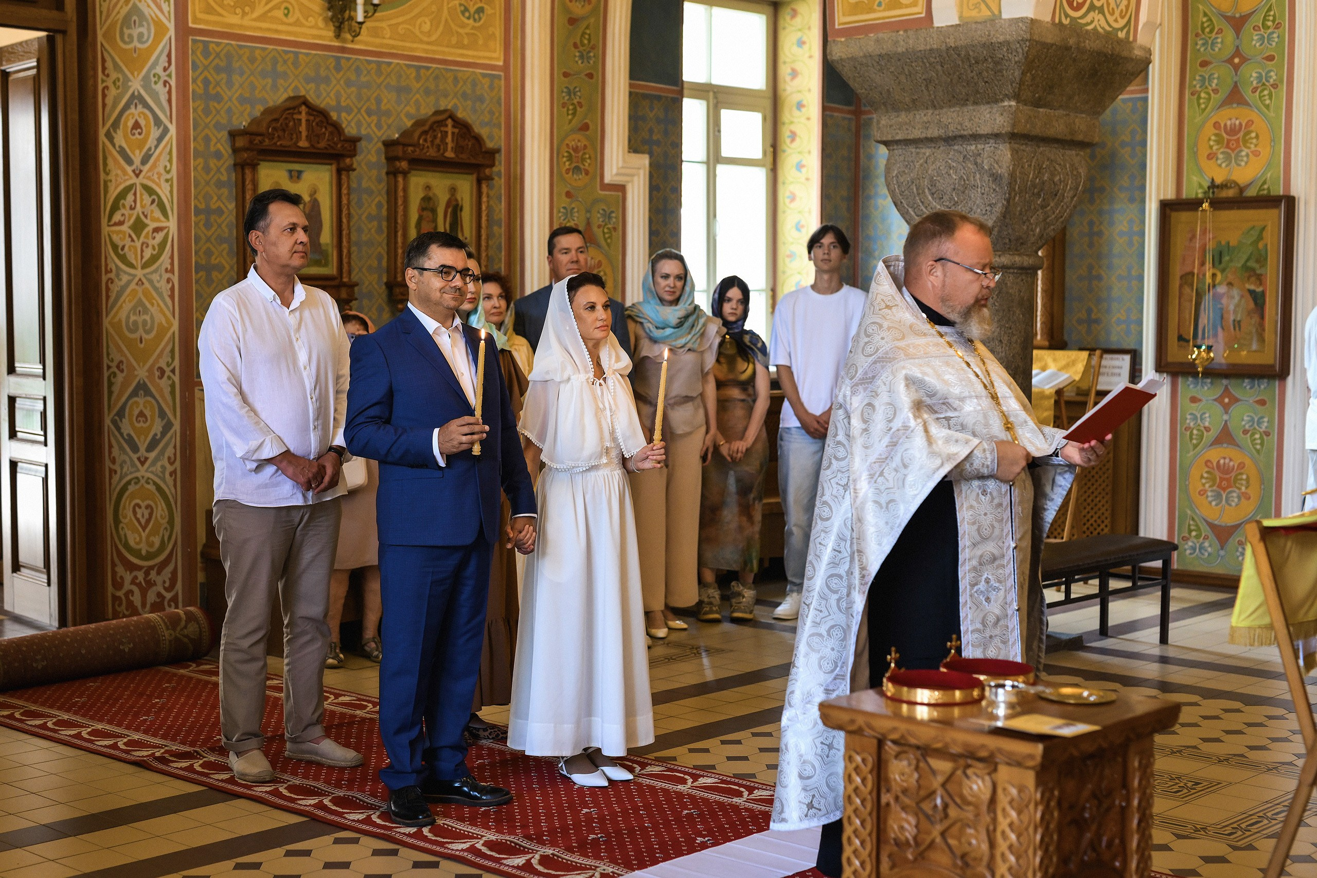 Фотосъемка венчания в церкви в Красноярске. 📸 Свадебный и семейный фотограф в Красноярске Тихомиров Евгений | 17 лет опыта | 800+ свадеб