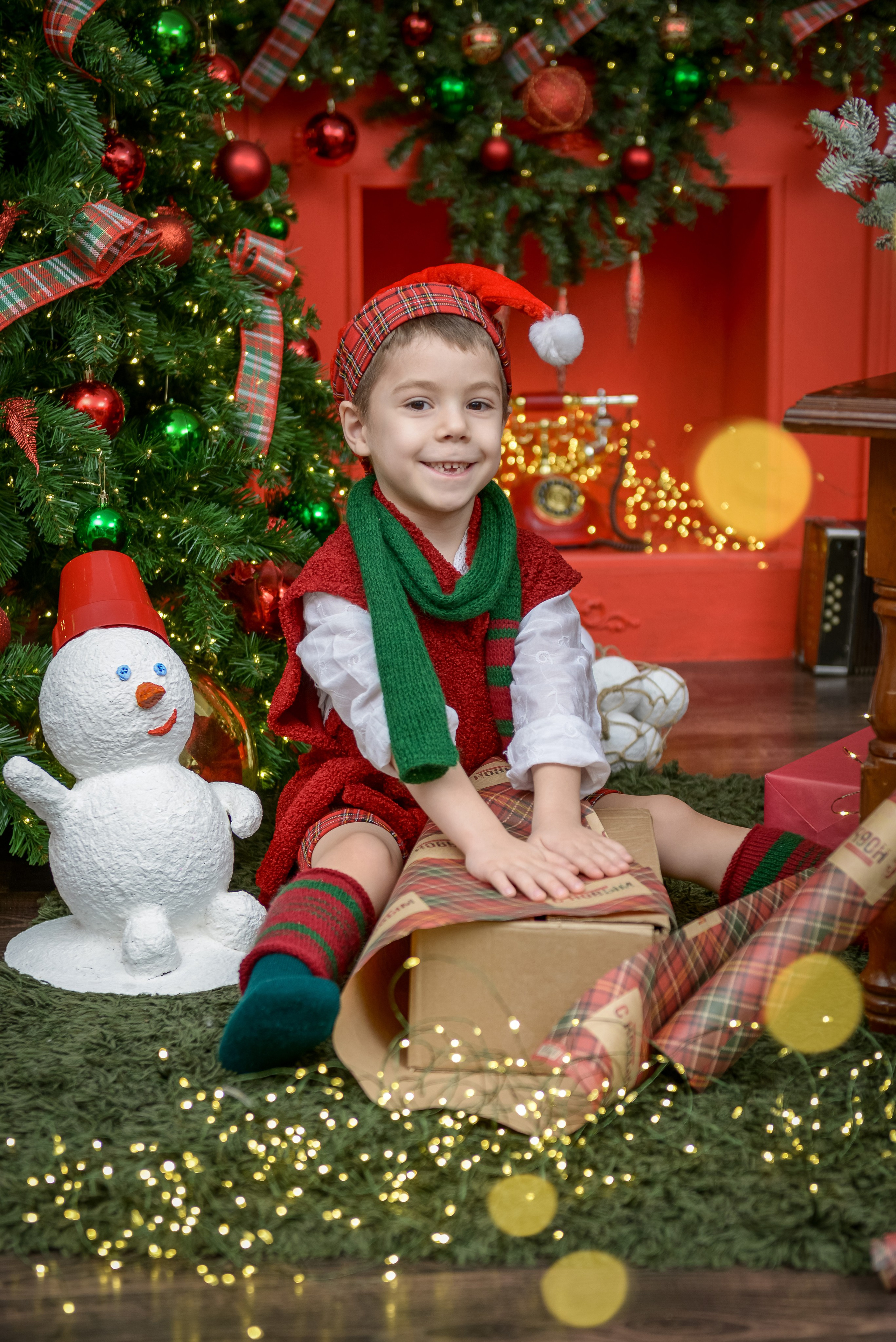 Встреча с Дедом Морозом (ежегодный). Татьяна Гойда портретный и семейный фотограф Ленск. Выпускные альбомы