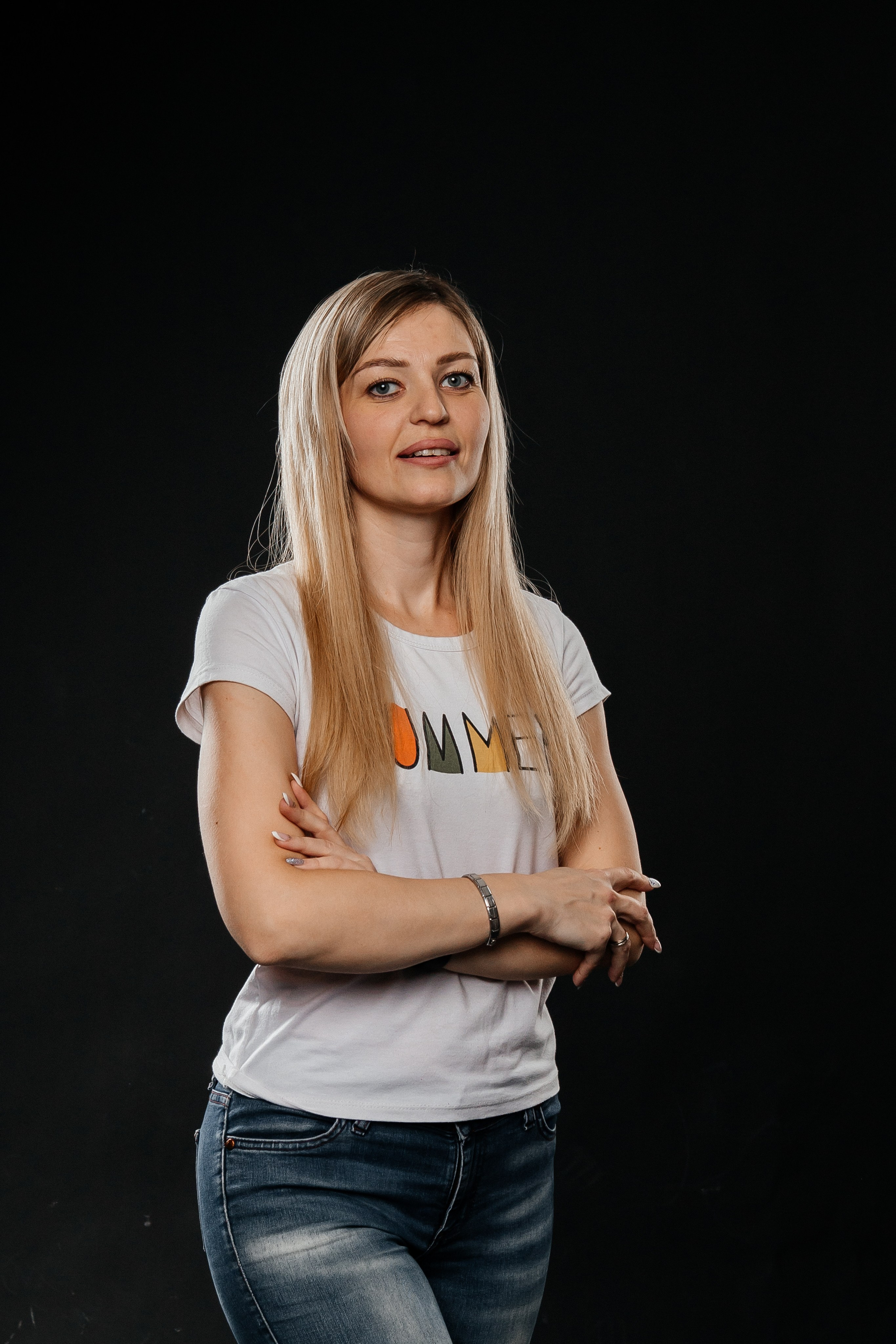 Семья Анны и Дмитрия. Фотограф в Иркутске Анастасия Кись. Студийная фотосессия беременности в тканях Иркутск. Семейная фотосессия, ПОРТРЕТ «ПОКОЛЕНИЕ»