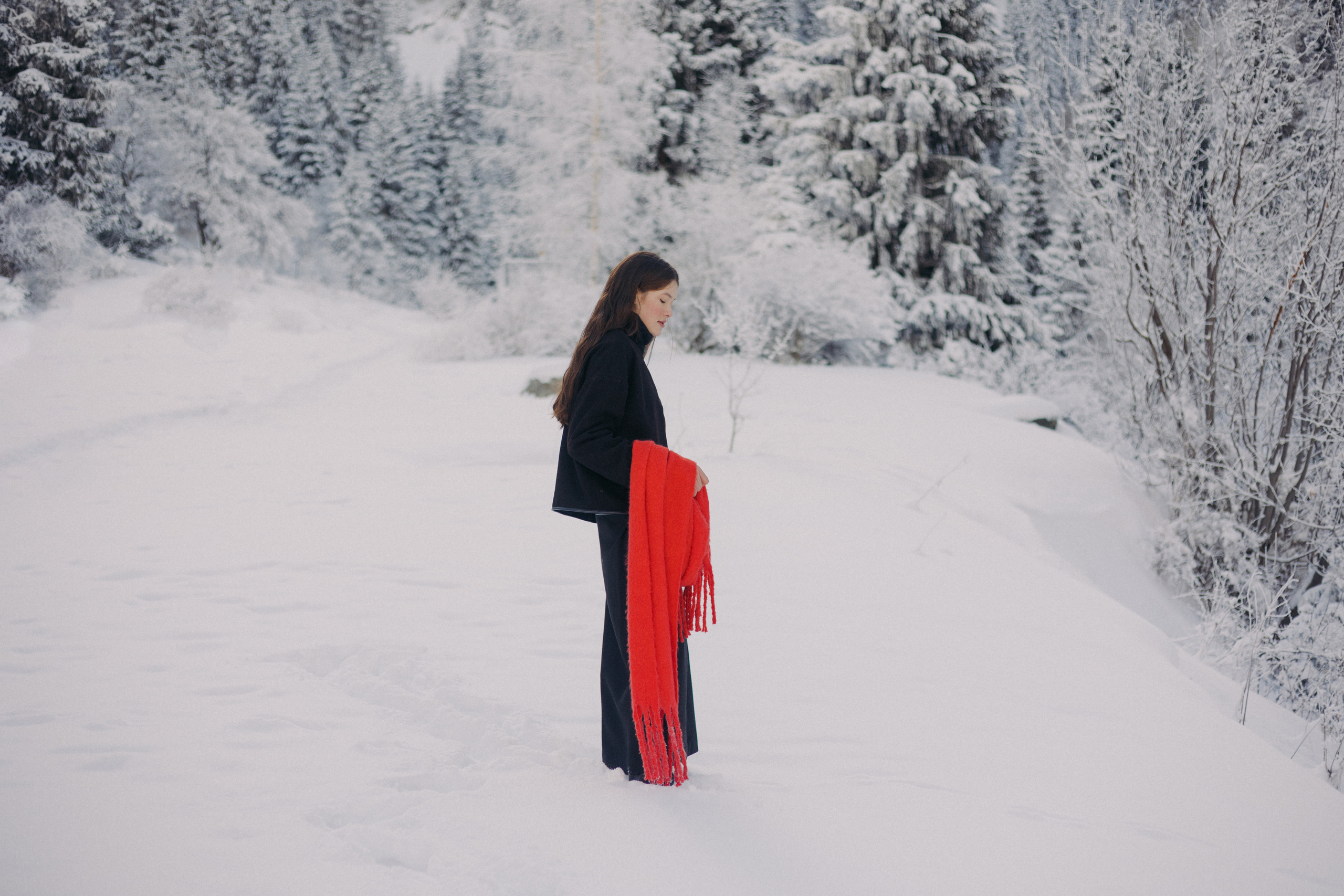 Messa. Fashion and advertising photographer