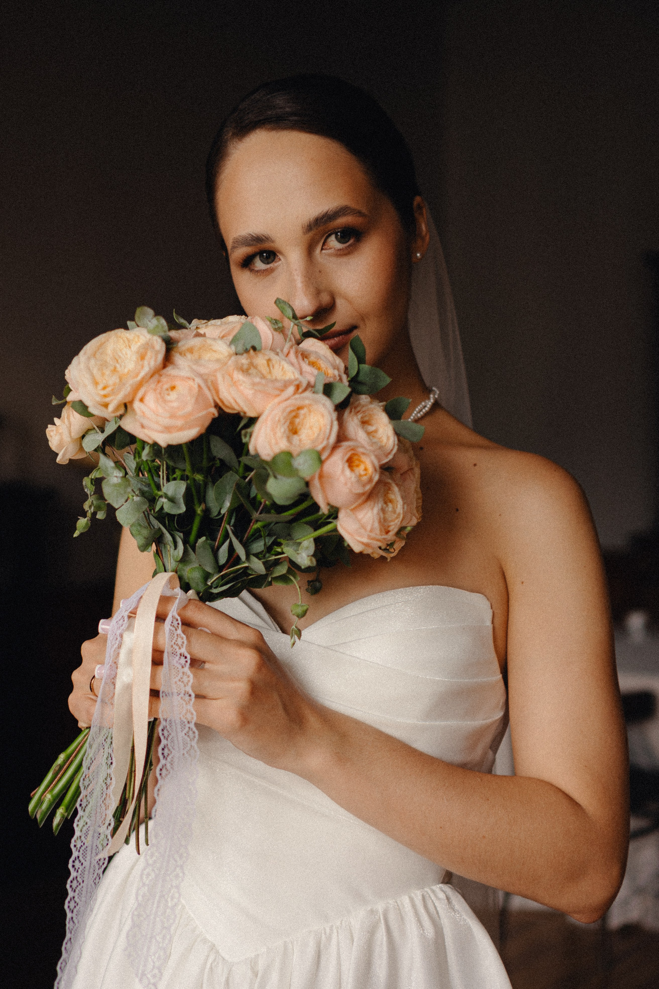 СВАДЕБНАЯ ПРОГУЛКА В САНТК-ПЕТЕРБУРГЕ (ИСАКИЕВСКИЙ СОБОР, ЗИМНЯЯ КАНАВКА, ЭРМИТАЖ И БОЛЬШАЯ МОРСКАЯ УЛИЦА). Профессиональный фотограф, Санкт-Петербург — Виктория Богомолова