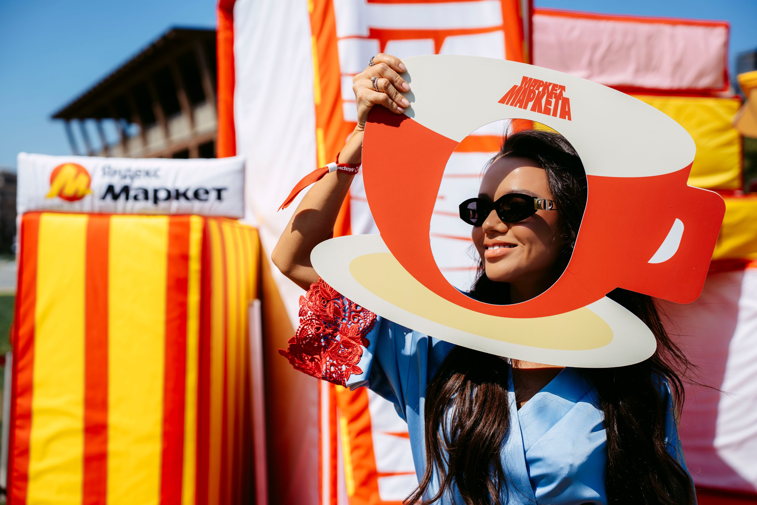 Маркет Маркета. Вечеринка блогеров / 2025. Саша Копылов, фотограф в Казани