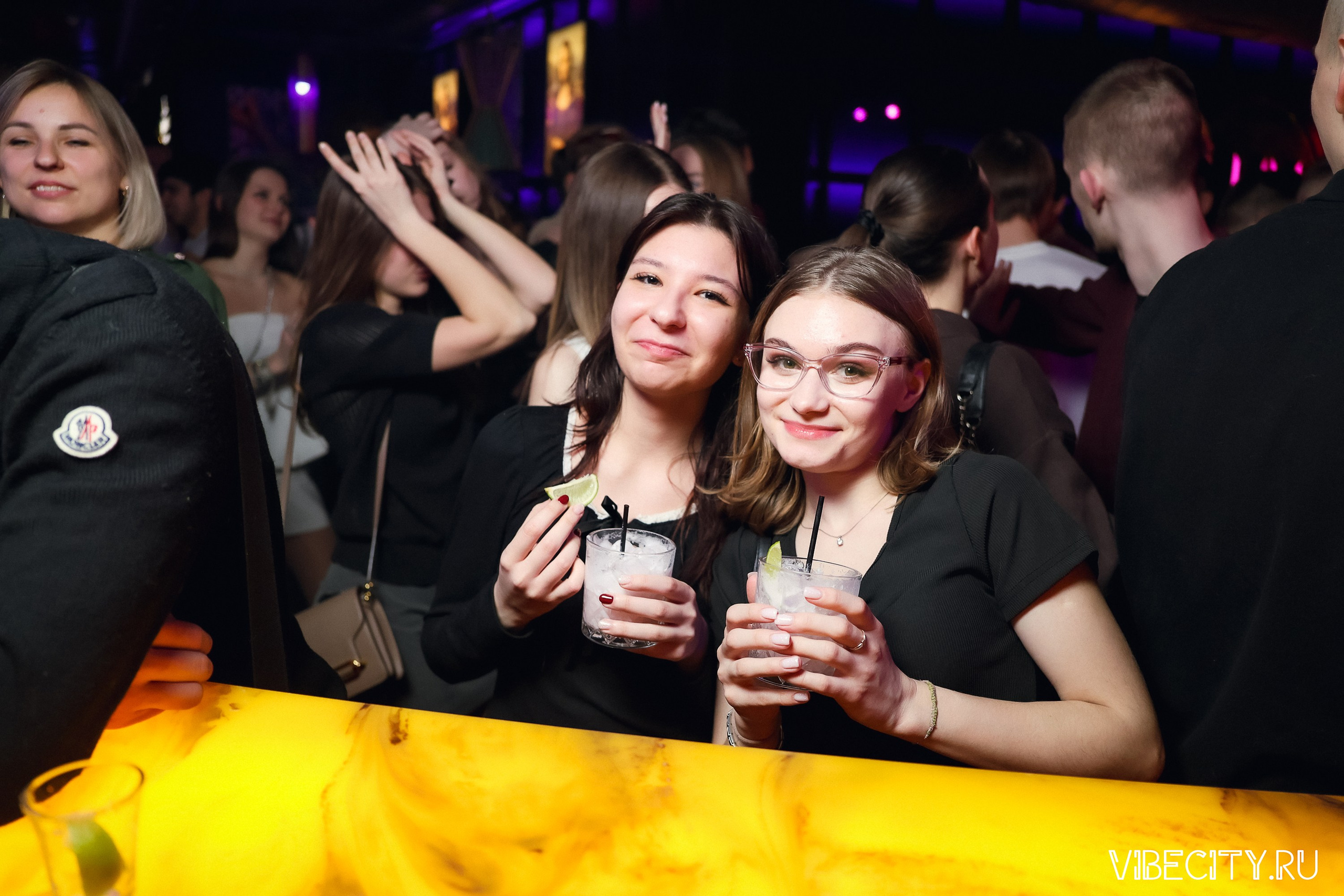 DOUBLE U. VIBECITY.RU Вайб Сити Ру Фоторепортажи Фотоотчеты Калининград