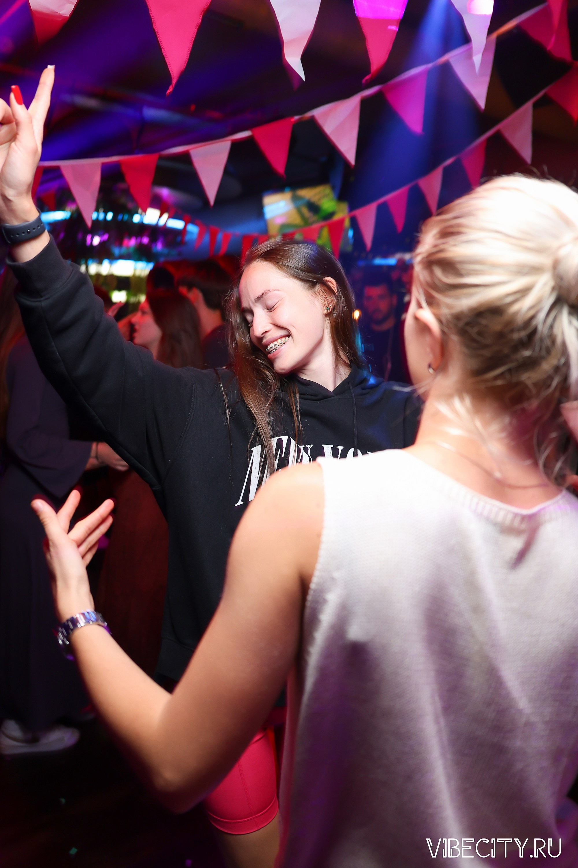 DOUBLE U. VIBECITY.RU Вайб Сити Ру Фоторепортажи Фотоотчеты Калининград
