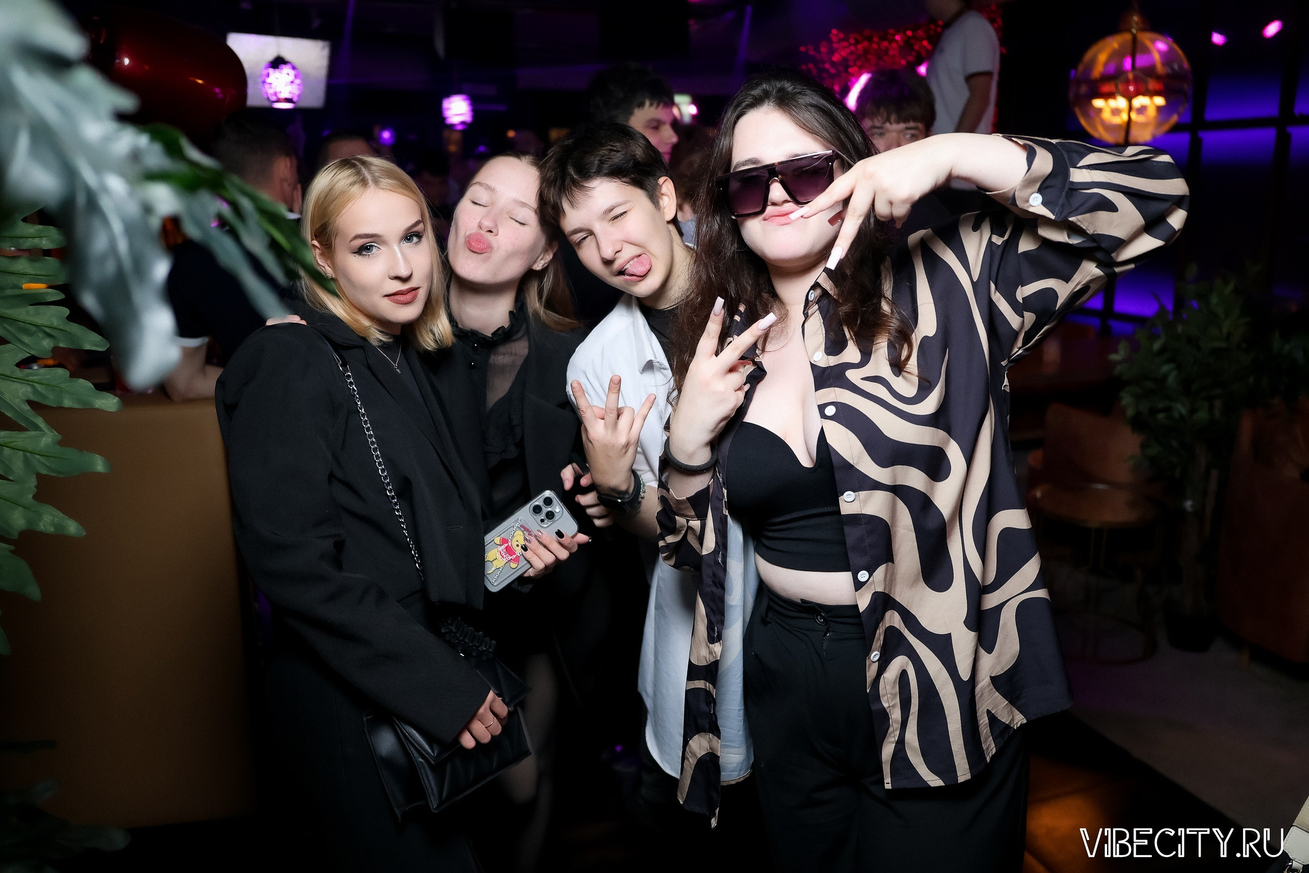 DOUBLE U. VIBECITY.RU Вайб Сити Ру Фоторепортажи Фотоотчеты Калининград