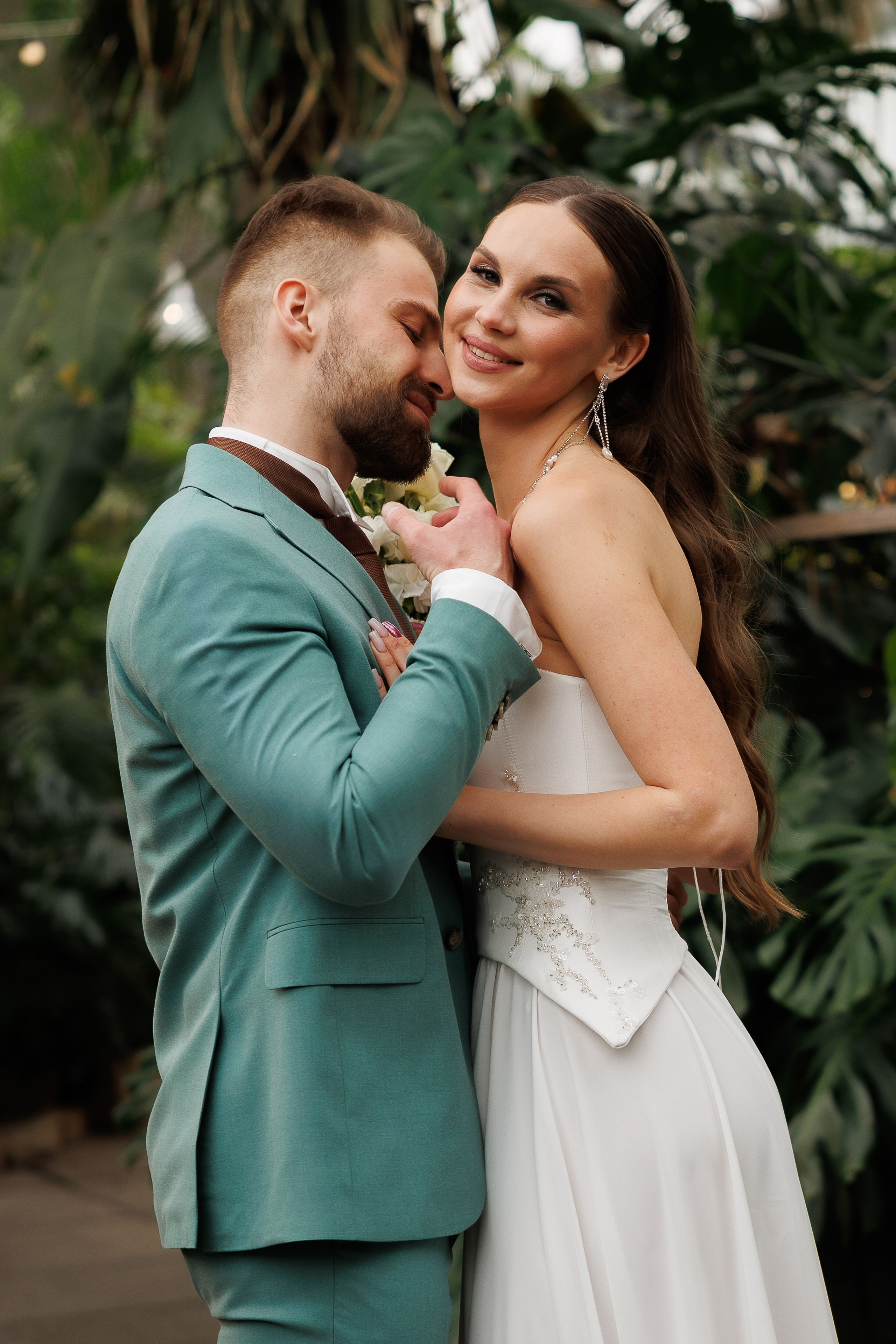 Свадебная прогулка в оранжерее. Питер. Свадебный и семейный фотограф в Москве Красинская Мария