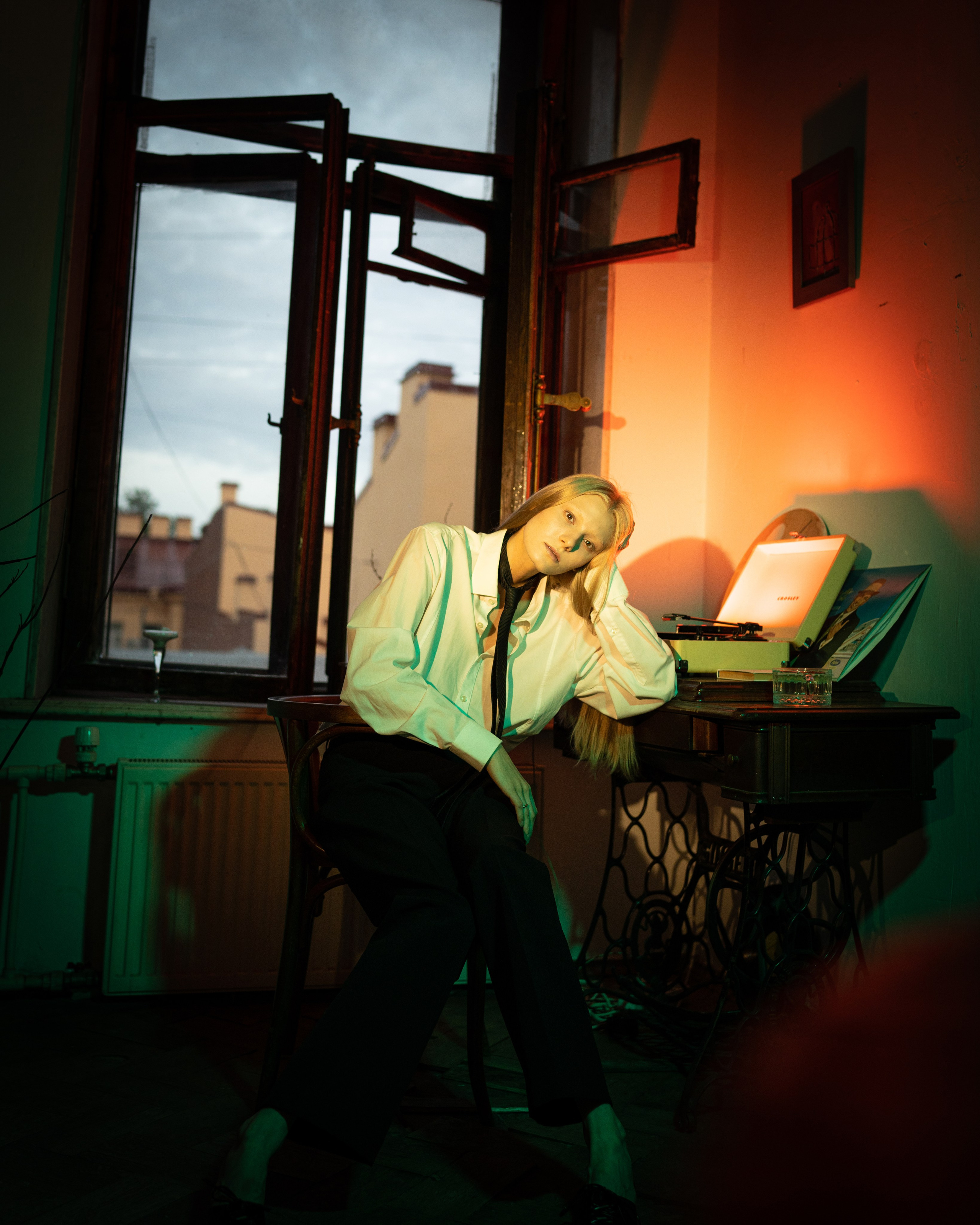 Портретная фотосессия в квартире. Портретный фотограф Санкт-Петербург Арнольд