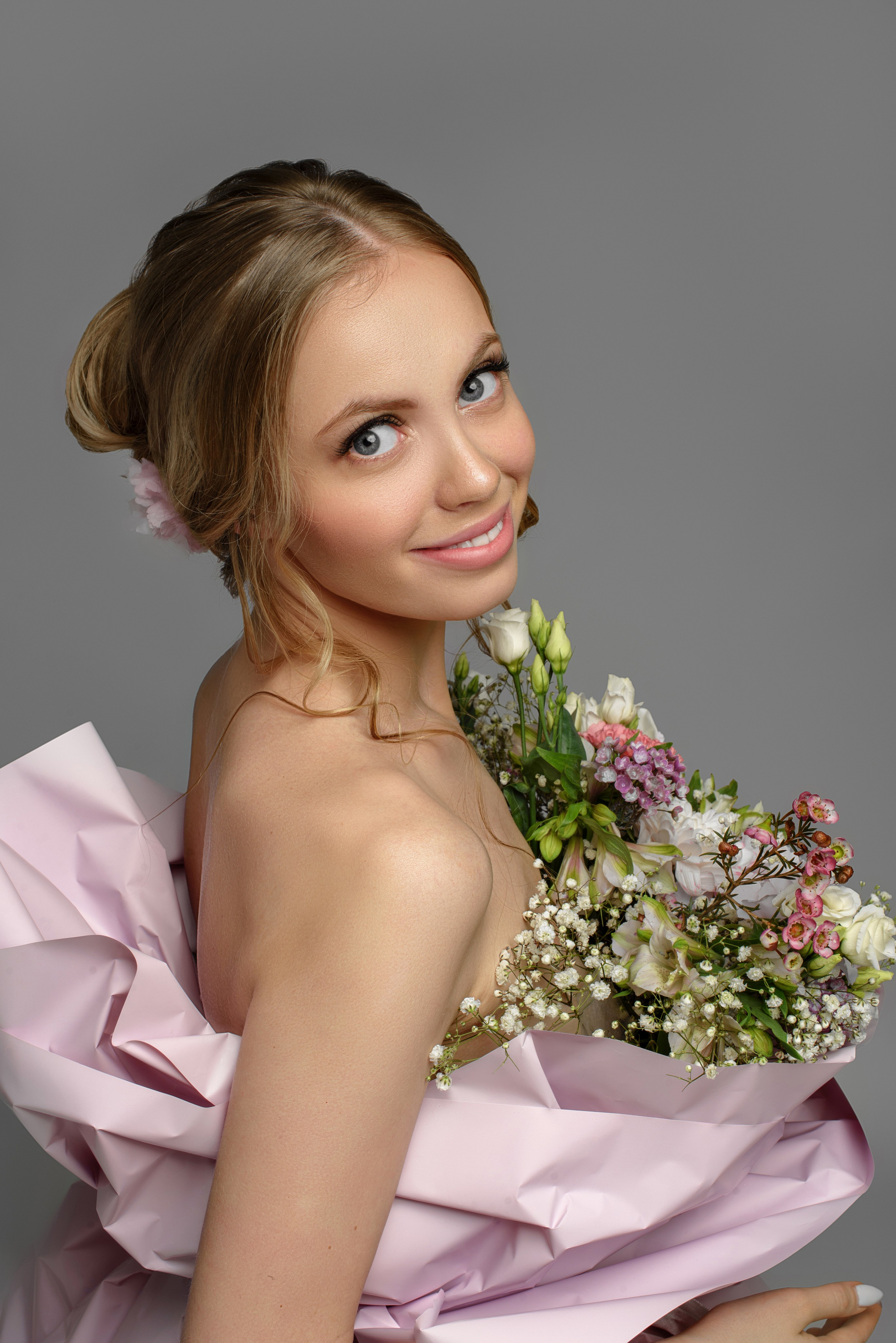 Женский портрет. Фотограф беременности и новорожденных в Рязани