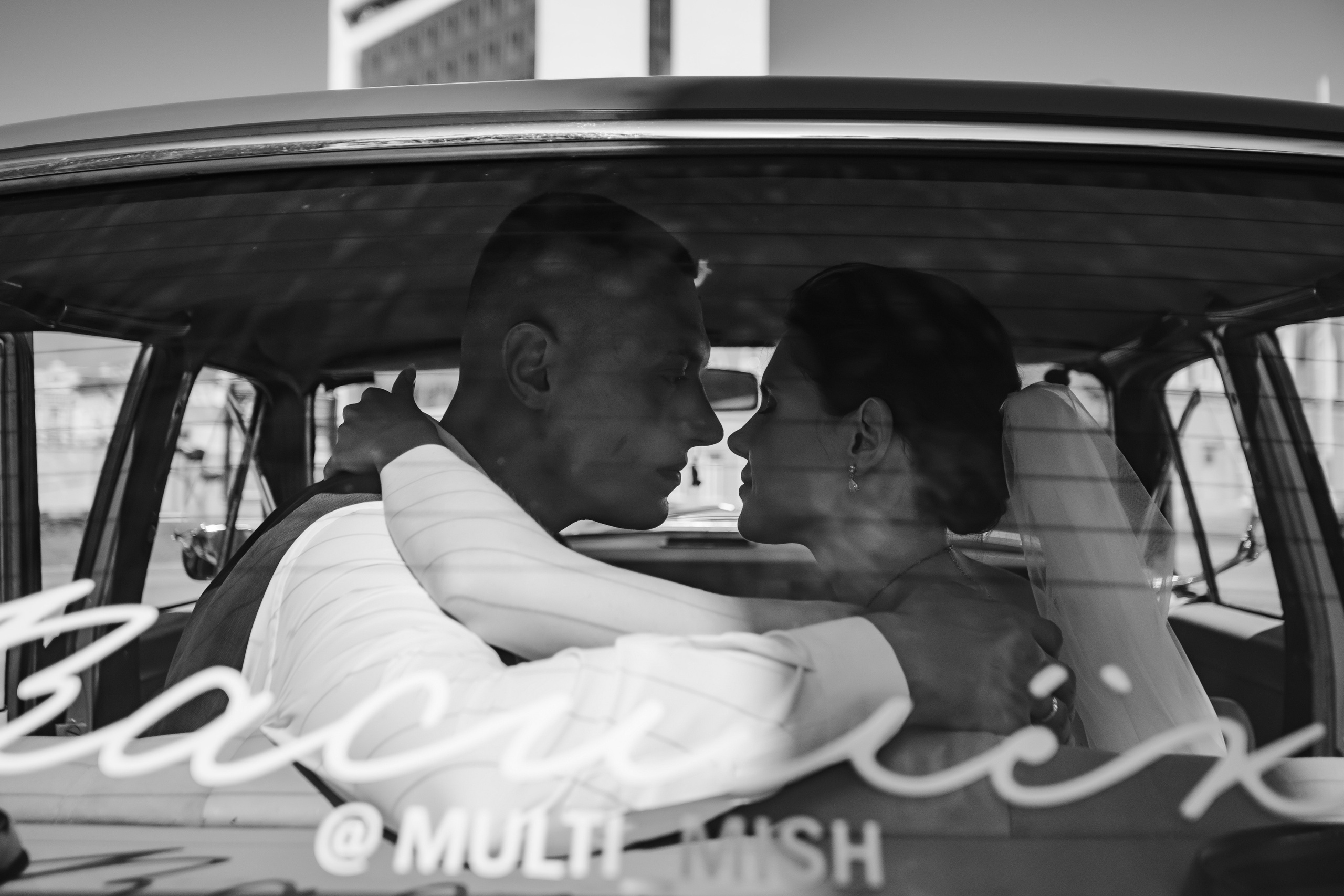 Денис Арина