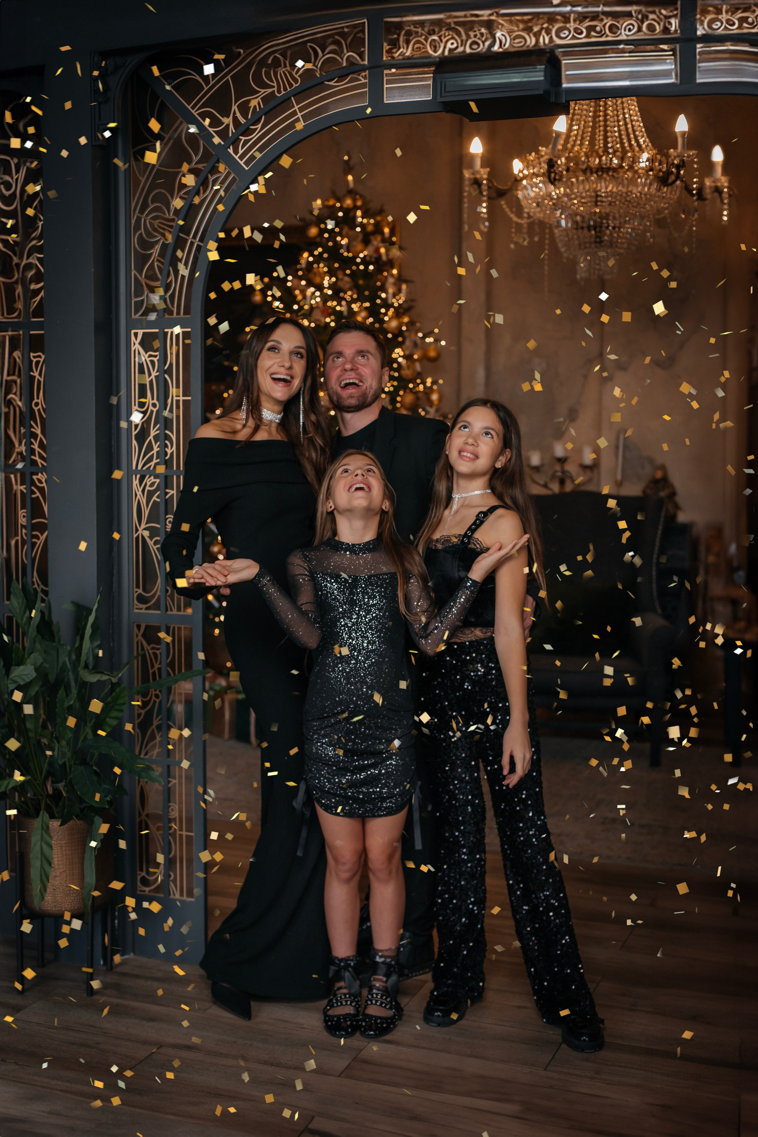 Семейная фотосессия в студии