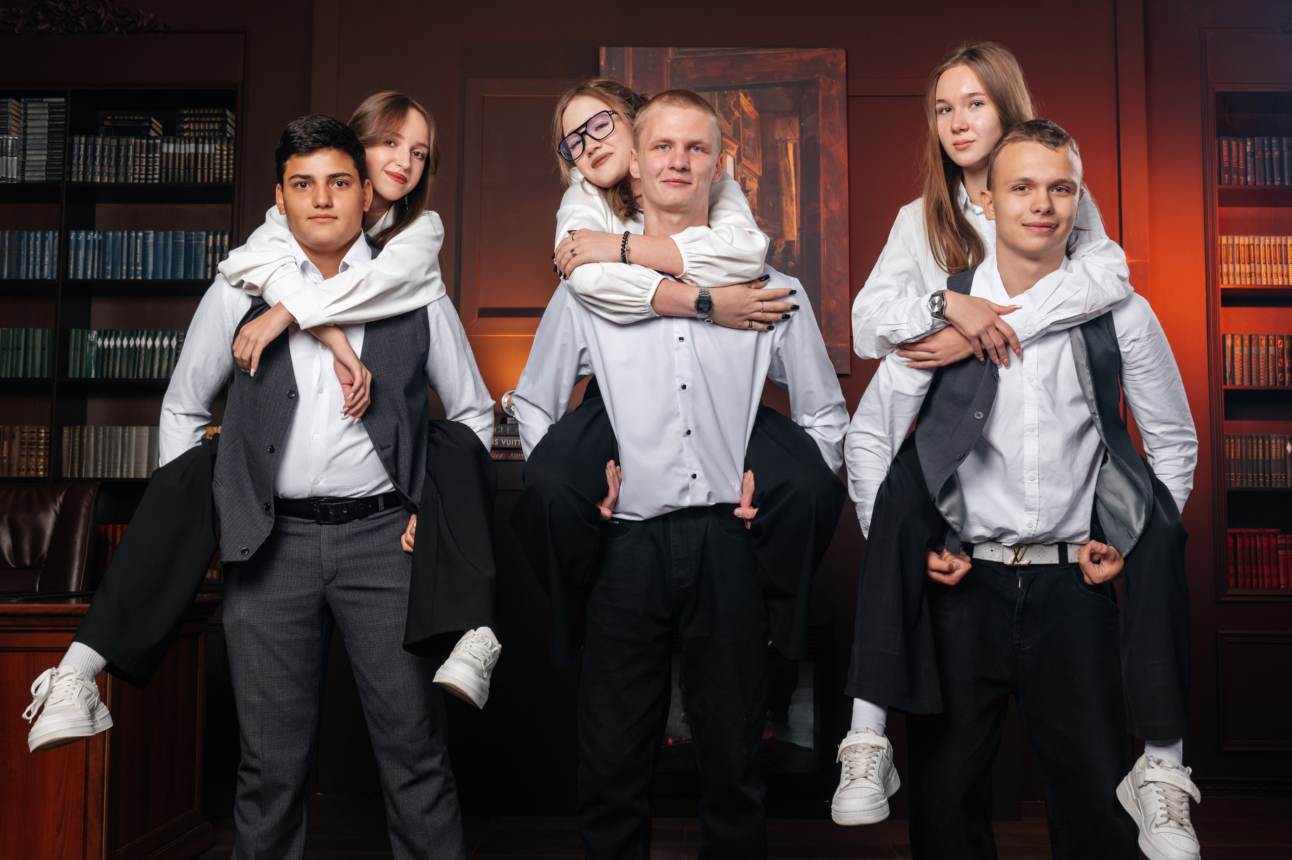 Современные выпускные альбомы в Новосибирске