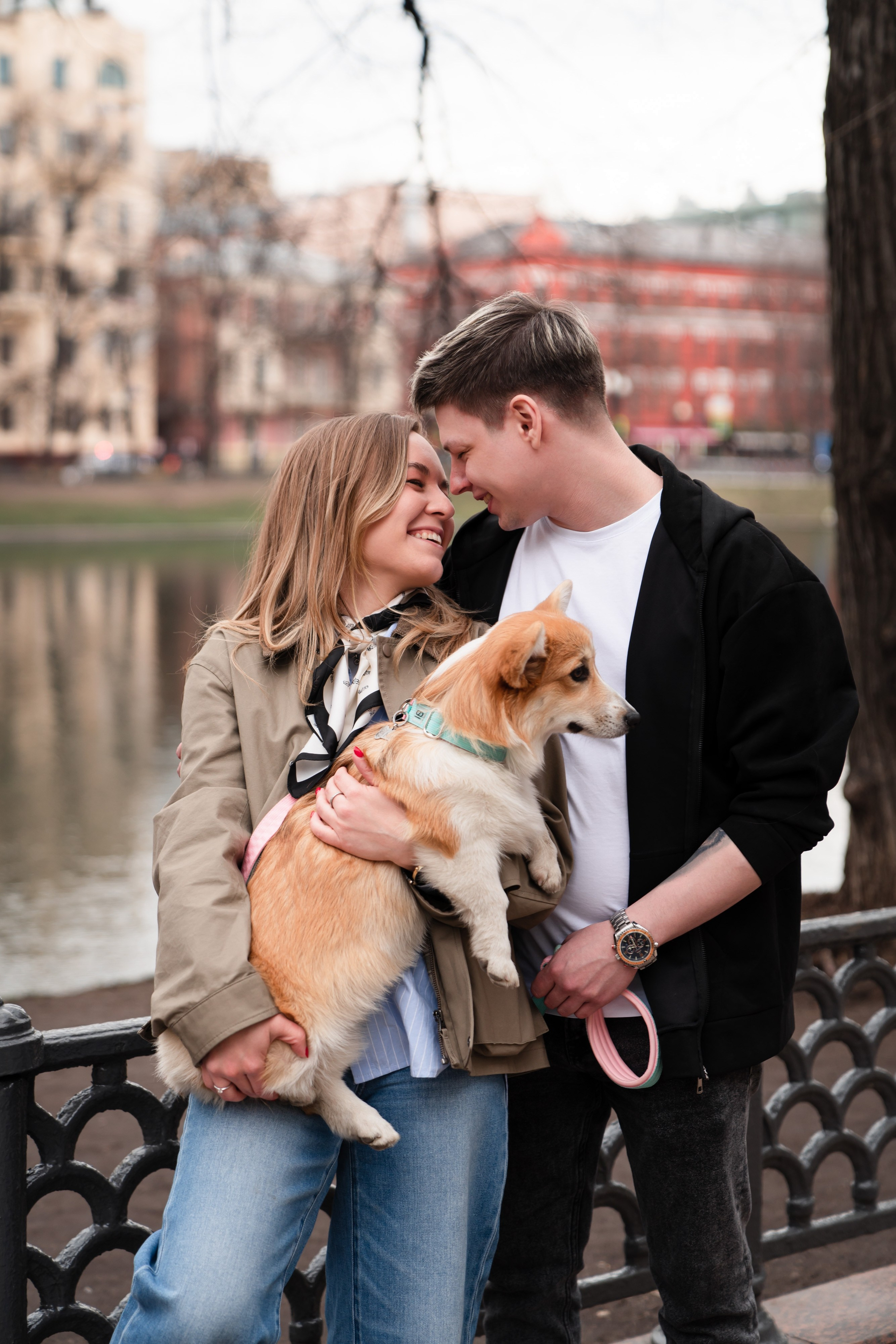 Прогулка на Патриарших прудах. Свадебный фотограф Вера Климова