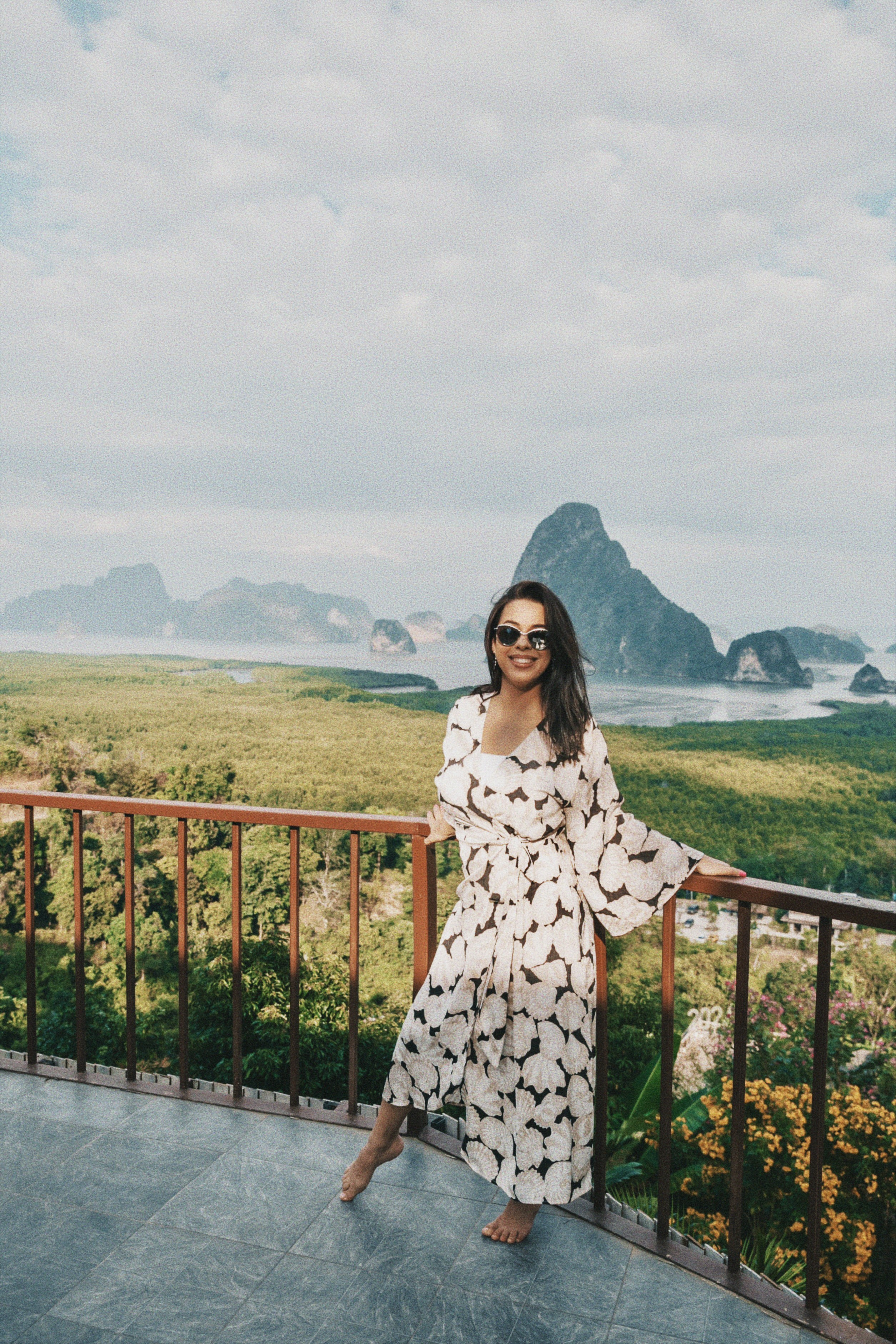 Татьяна с семьей Као Лак. Фотограф и видеограф Анна Домашенко