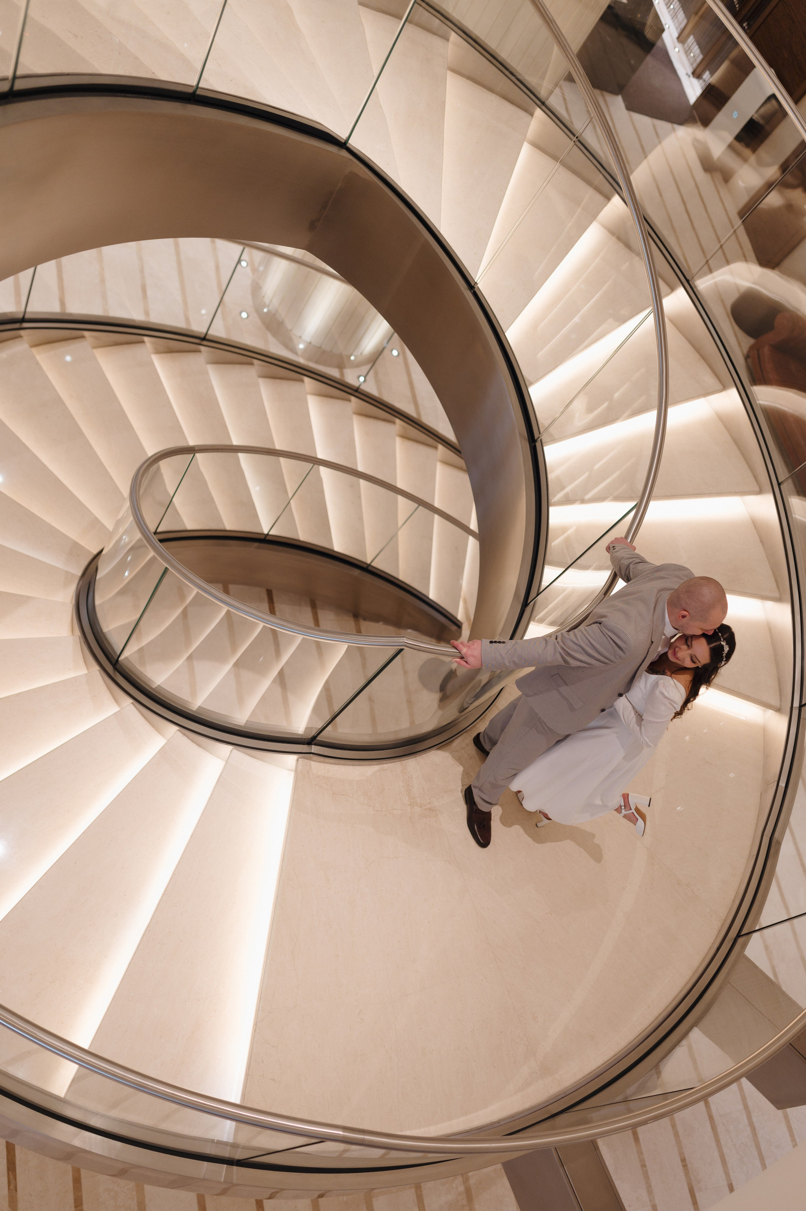 Яна и Борис, Грибоедовский ЗАГС. Свадебный фотограф Москва и Санкт-Петербург. Анастасия Чудина