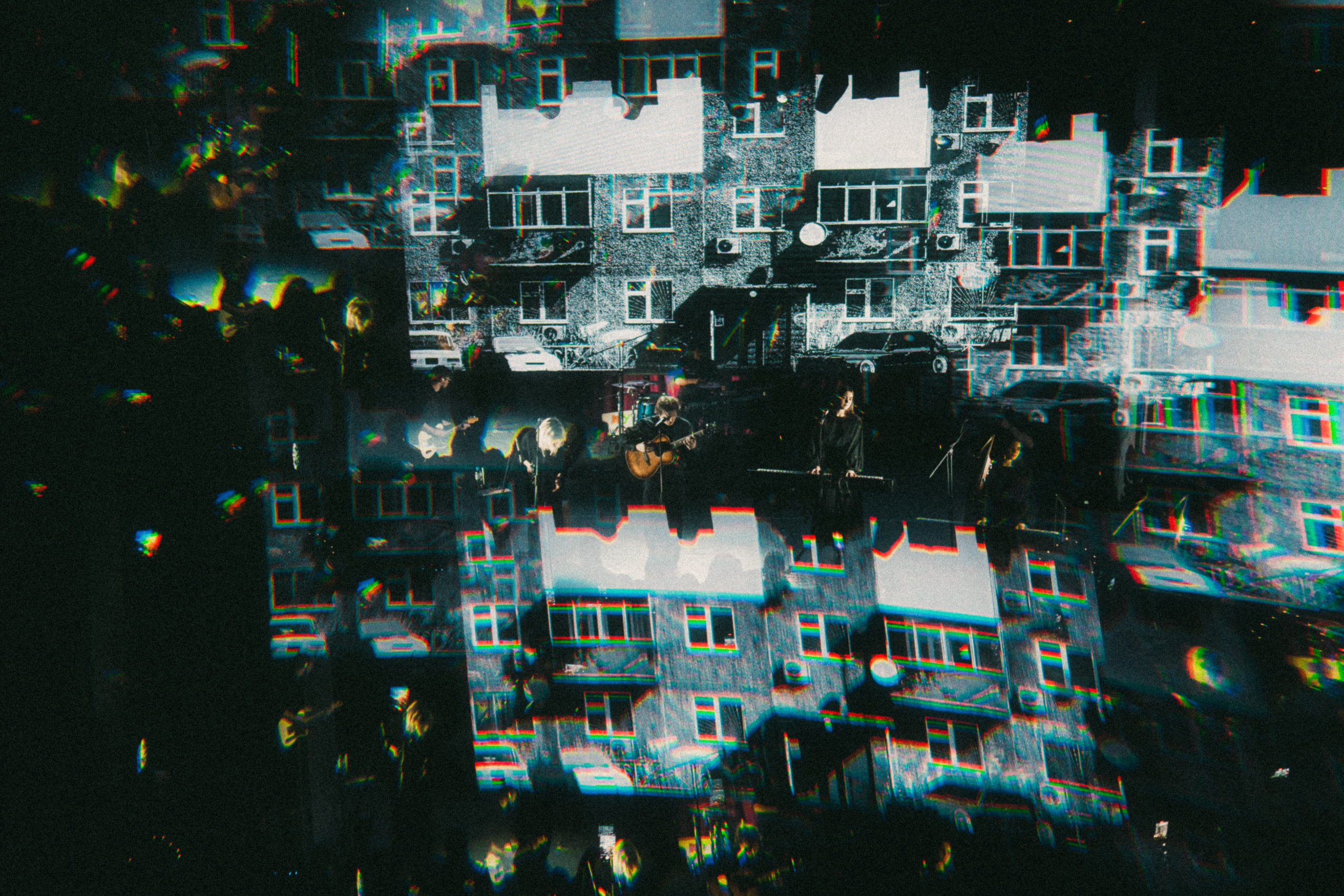 Концерт группы Бонд с кнопкой