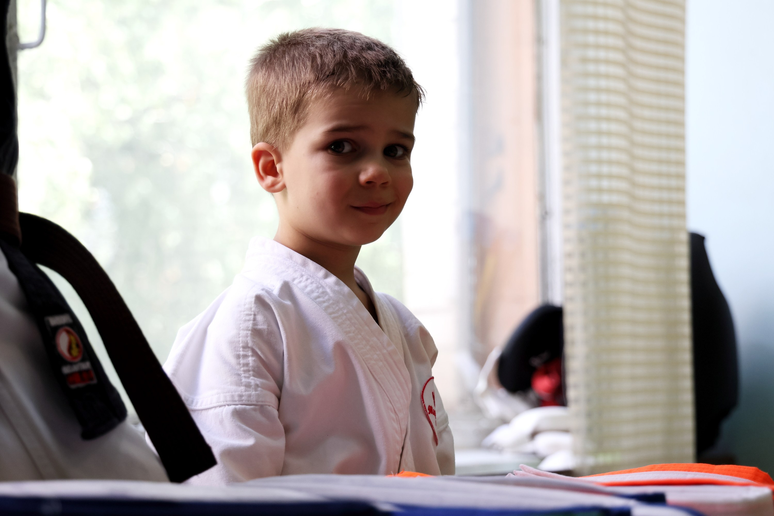 Вручение поясов в школе Окинава каратэ. Спортивный и репортажный фотограф Ермакова Светлана