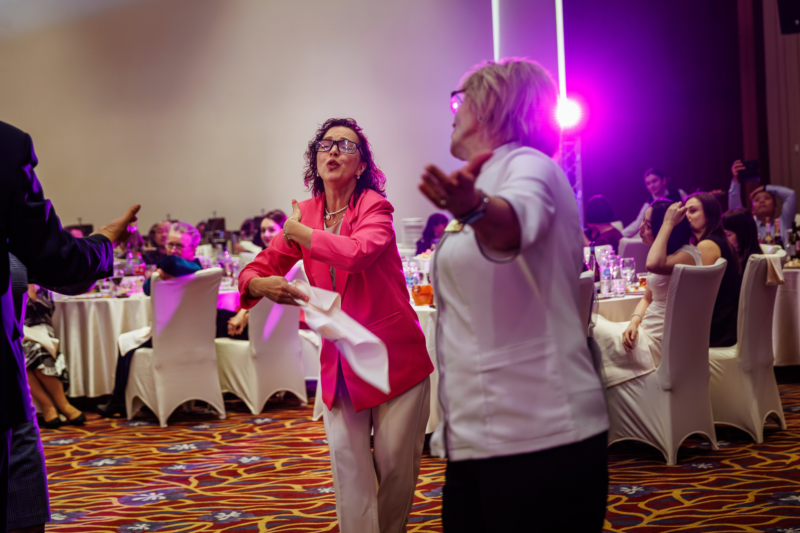 Новогодний корпоратив Отеля «Пекин». Репортажный фотограф Минск ❘ Костецкий Илья ❘ Беларусь