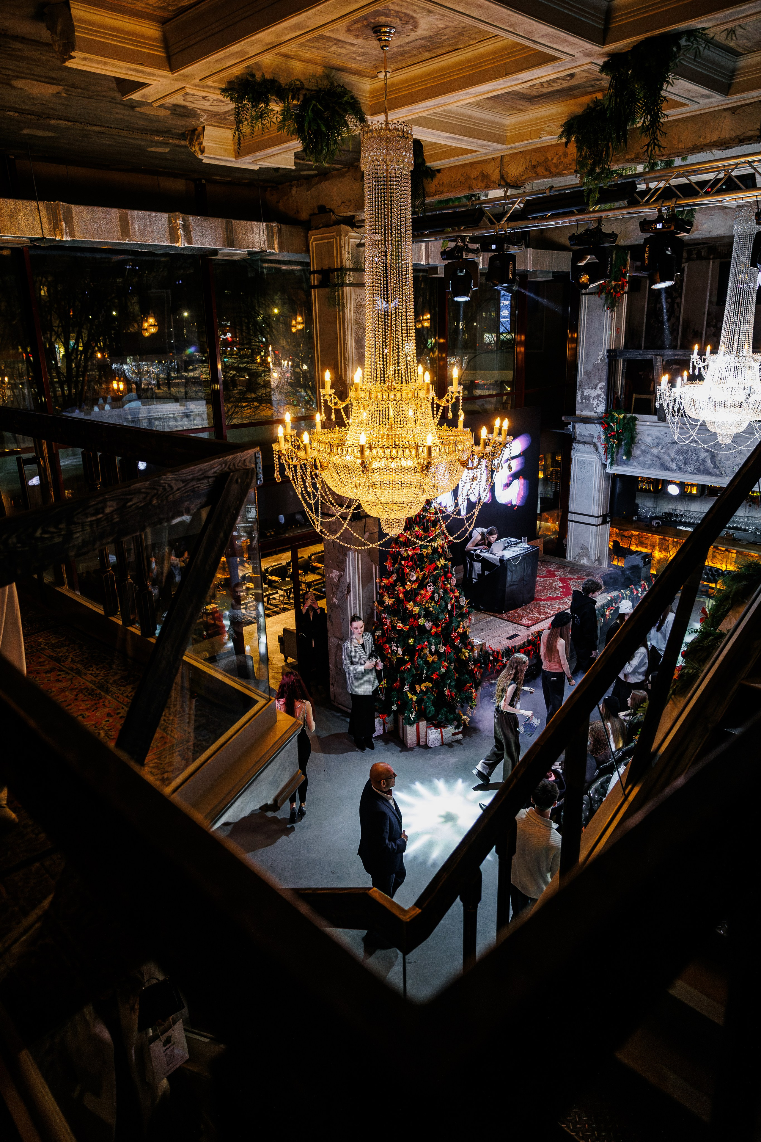 FAME. ILIAS BLACK — Фотограф свадеб и мероприятий в Минске и Беларуси