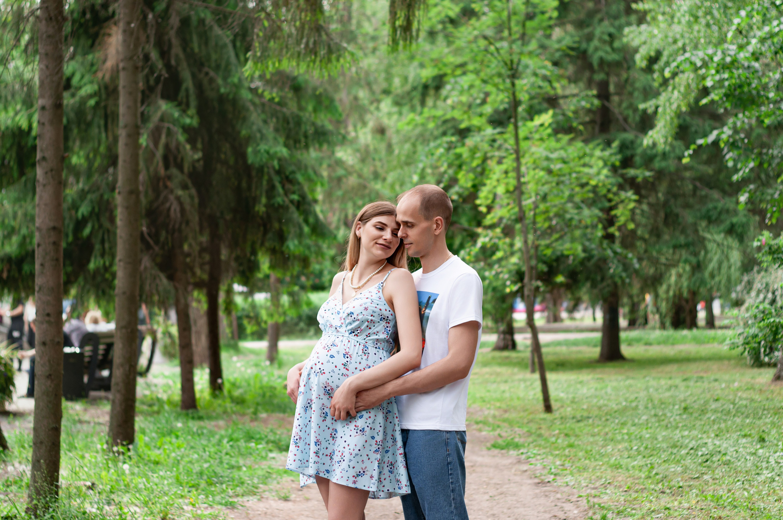 Марина и Никита, а парке. Семейный и свадебный фотограф Галина Абакумова, фотосессии в Белгороде