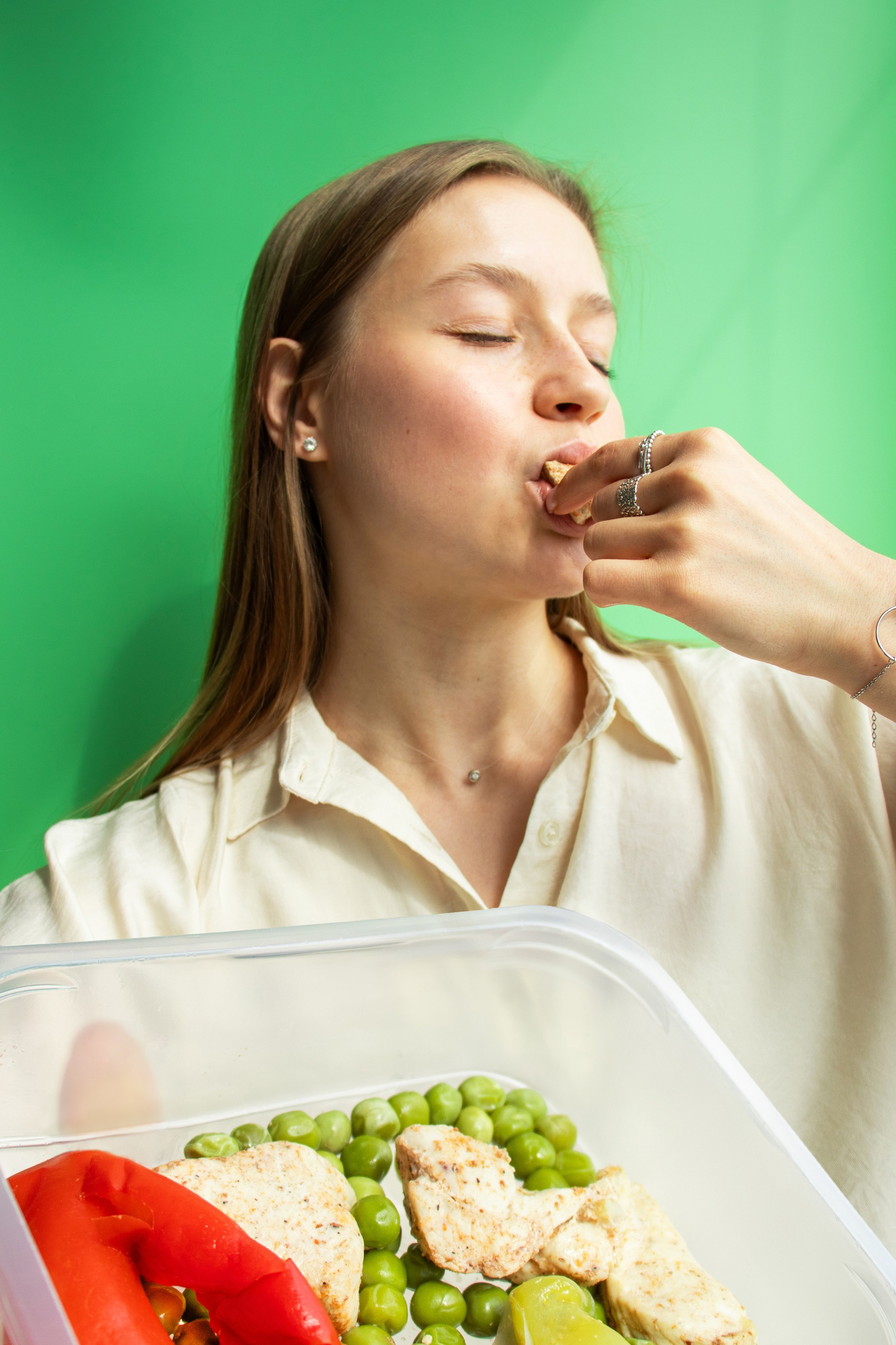 Саша варит. Фото для соц.сетей. Фотограф в Томске Дарья Пучкина