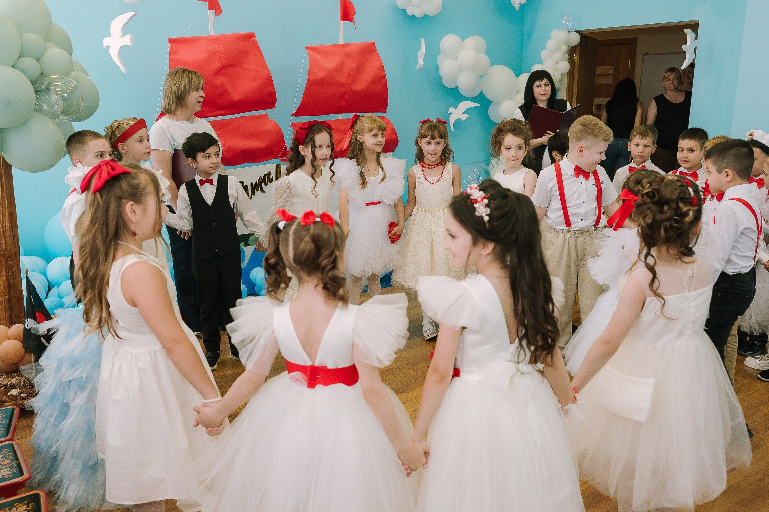 Выпускной 10 ДС. Выпускные альбомы Натальи Бутко: Новороссийск, Анапа, Геленджик