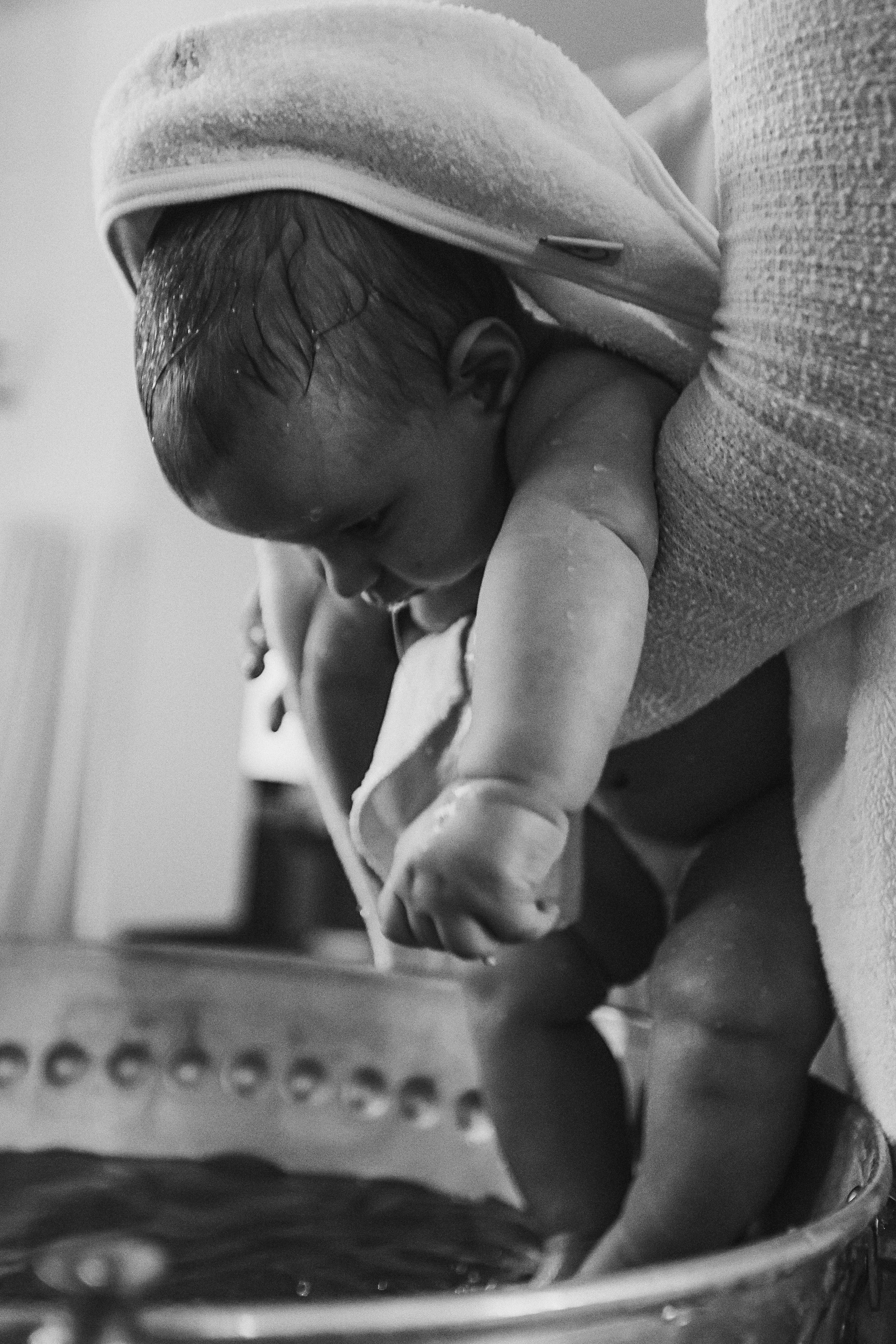 Крещение церковь около моста влюбленных. Семейный фотограф Тюмень, фотограф на роды Салмина Мария