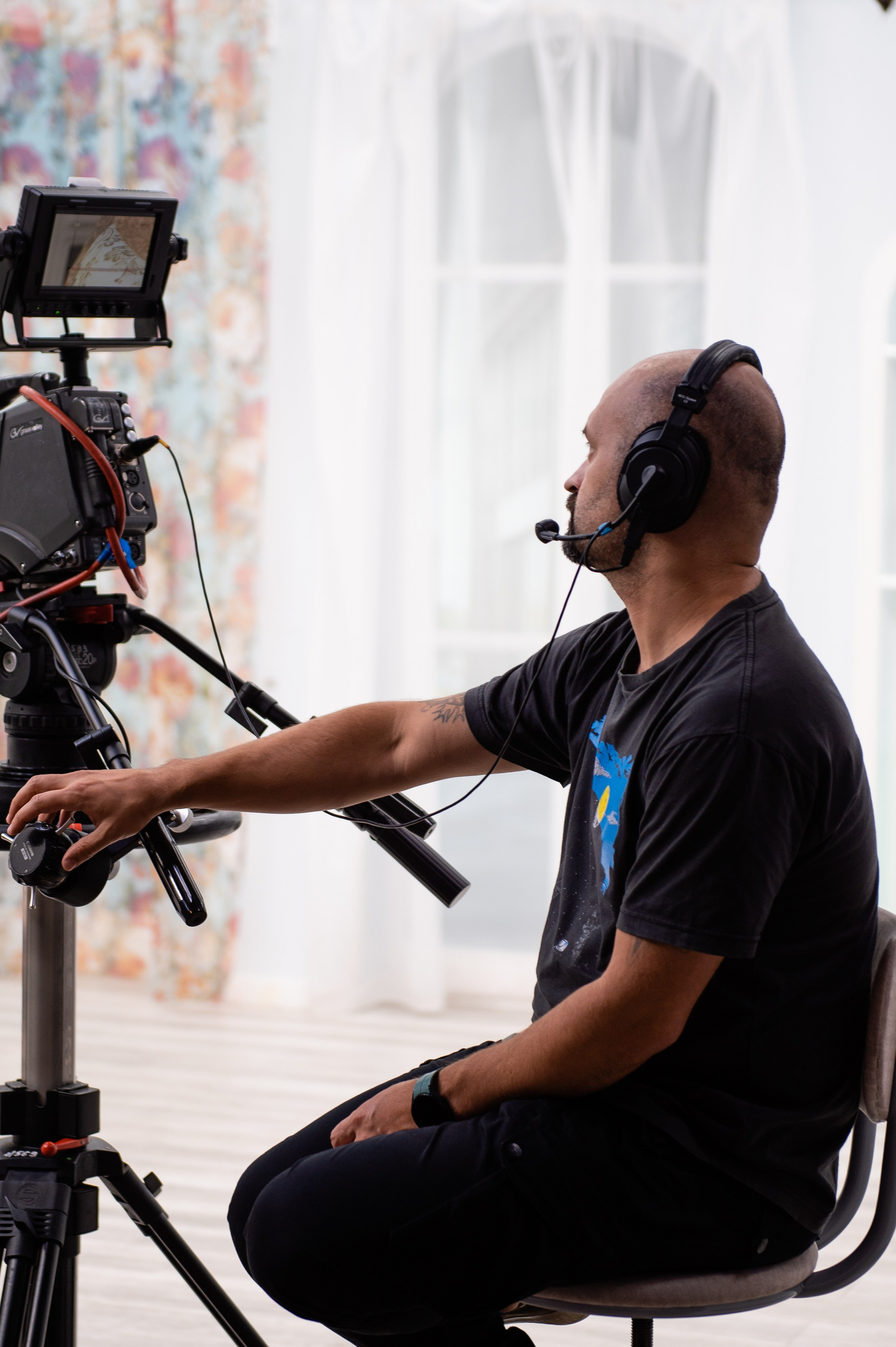 Бэк Лео. Профессиональный фотограф в Москве Александра Харламова