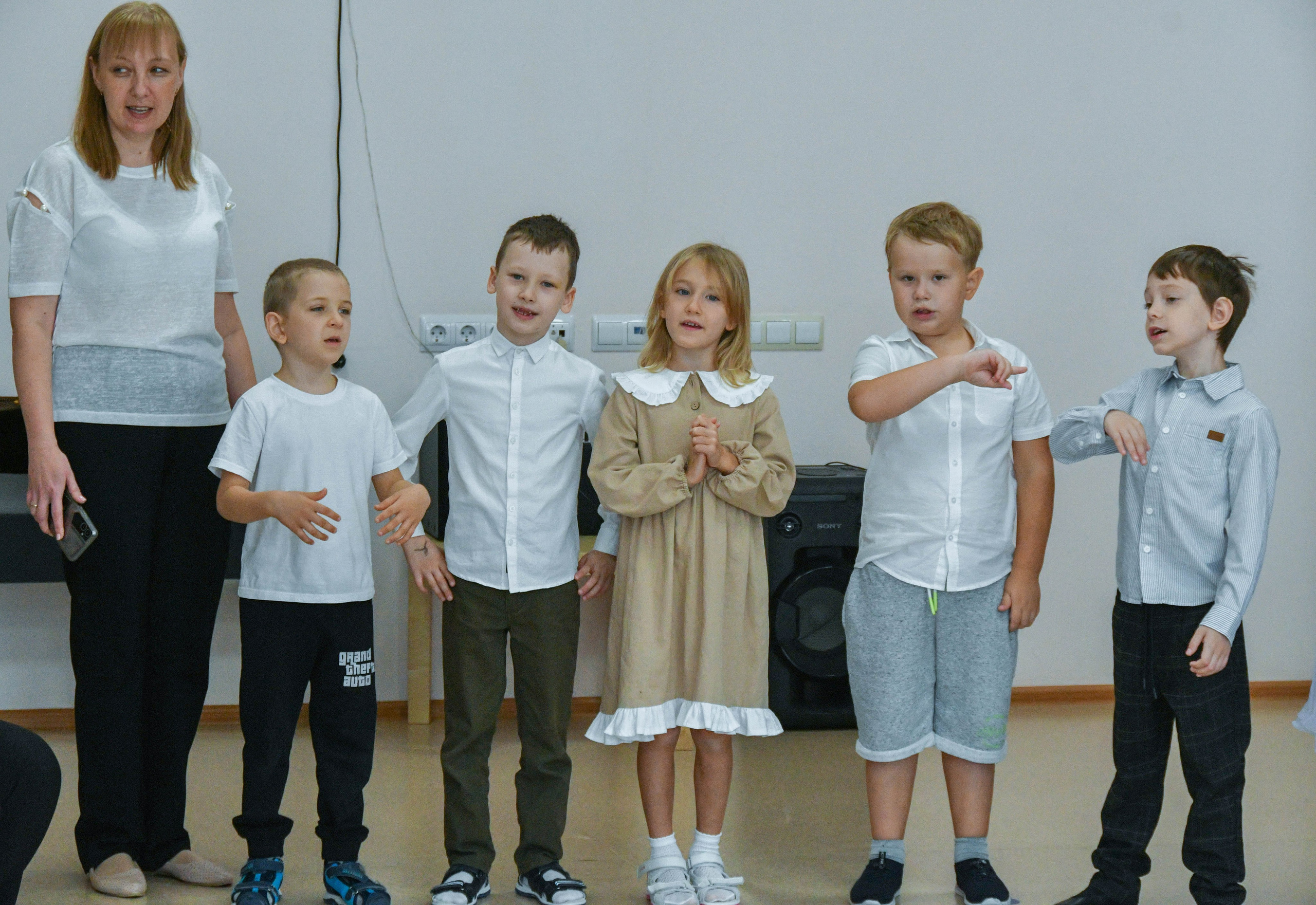 2023 г. День дошкольного работника и прогулка. Репортажный и детский фотограф в Новосибирске