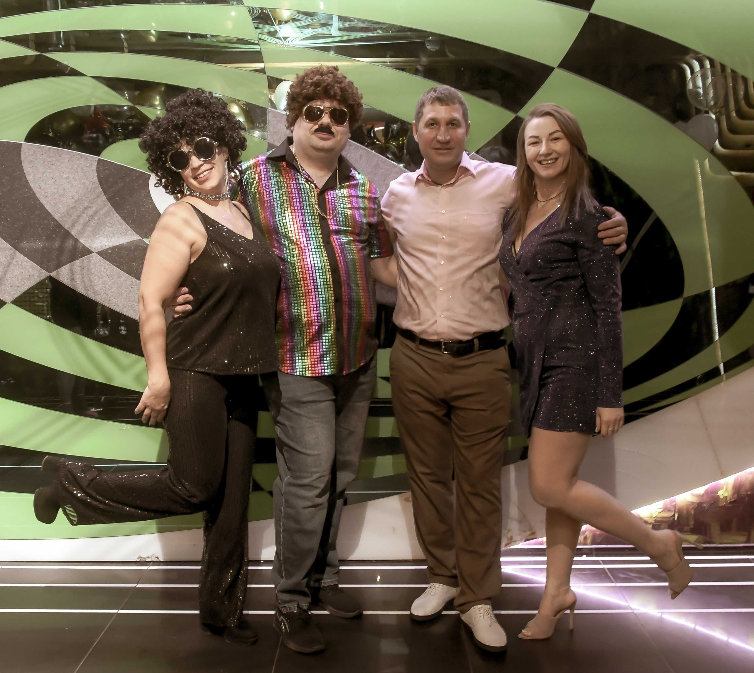 Свидетели дискотеки 80х. Репортажный и детский фотограф в Новосибирске