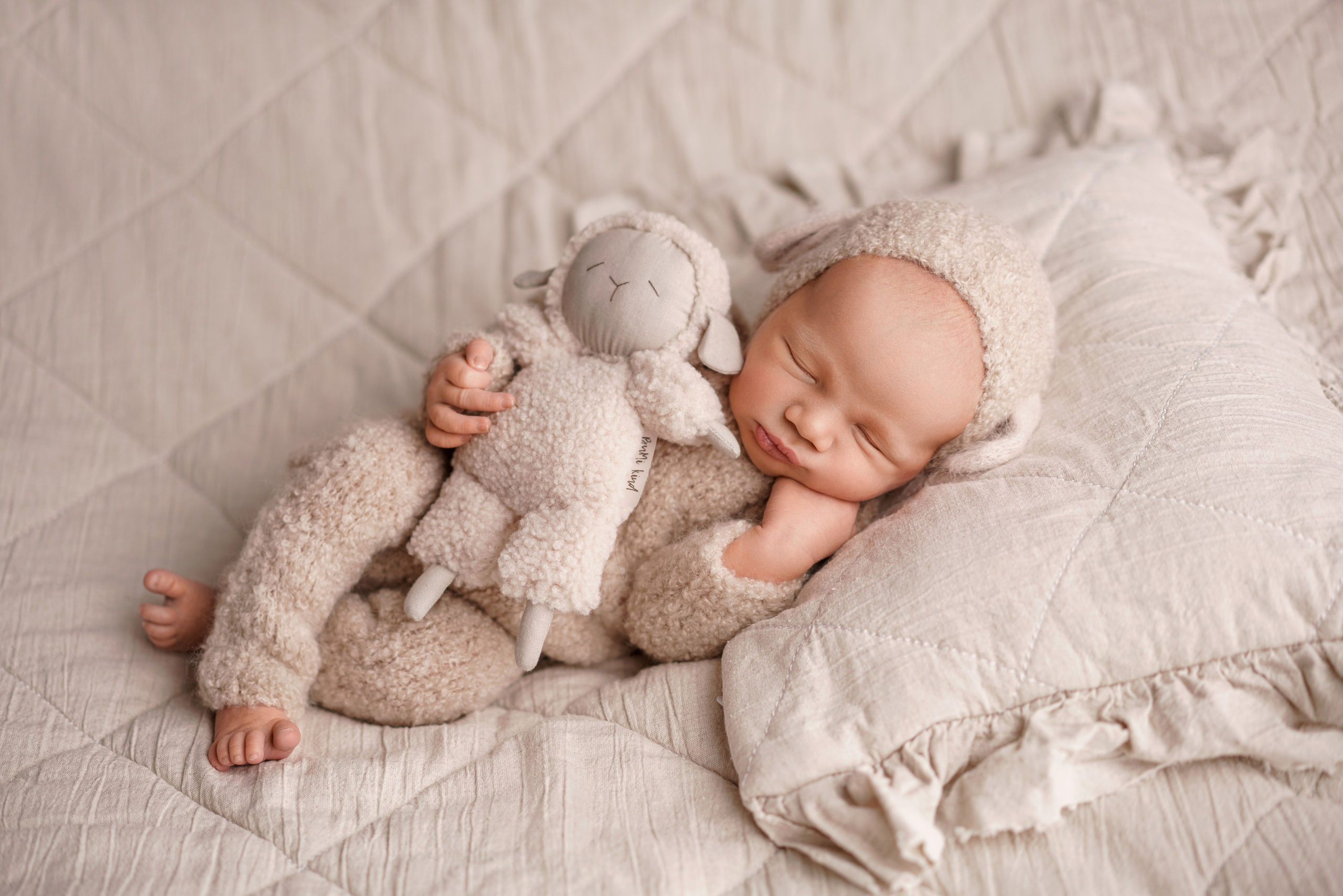 Фотосессия новорожденных | Галерея трогательных кадров малышей в стиле newborn. Фотосессия новорожденных в Москве и Московской области | Профессиональный фотограф newborn — Татьяна Иванова