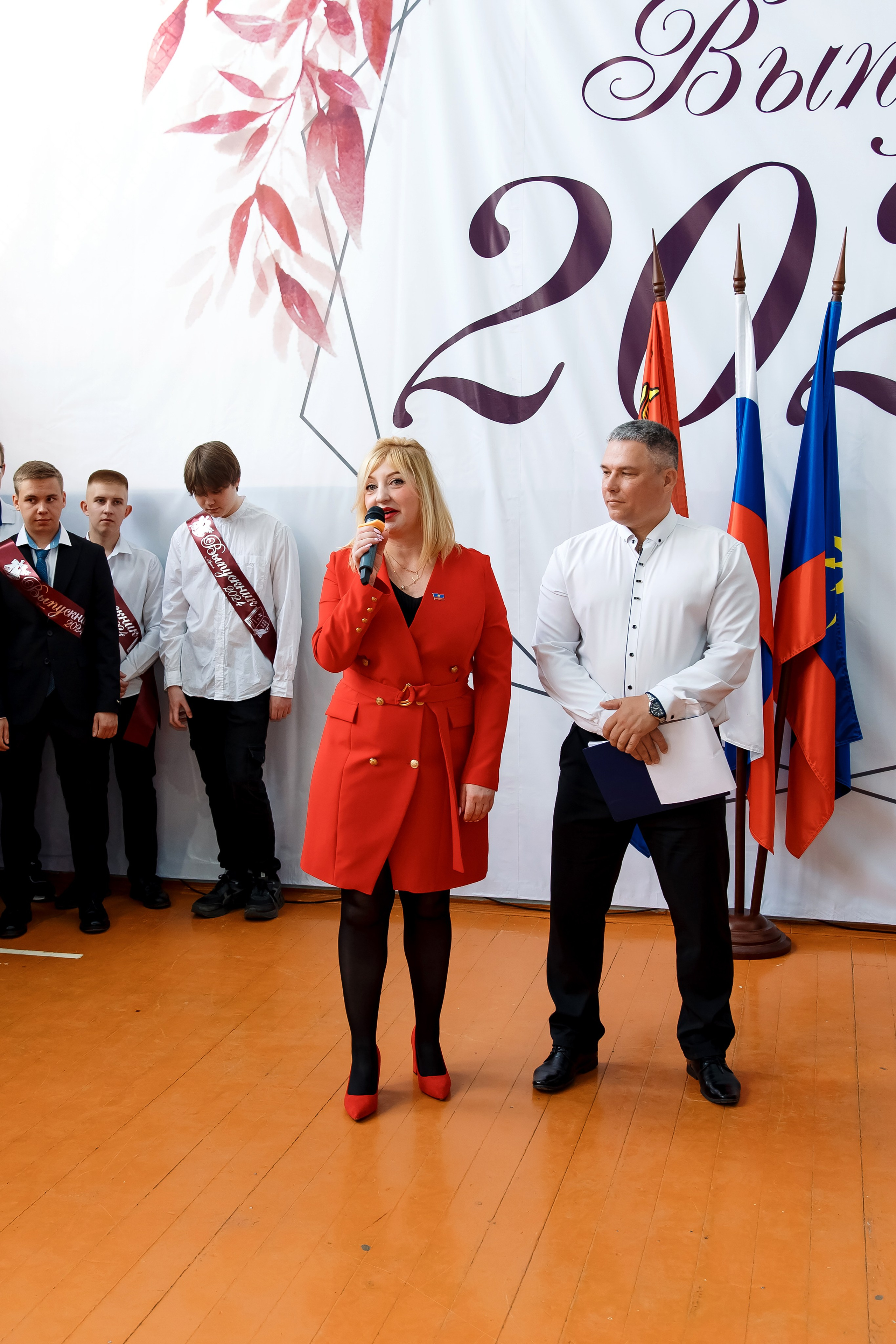 11 класс Последний звонок. Фотограф Любовь Корниенко, Примоский край