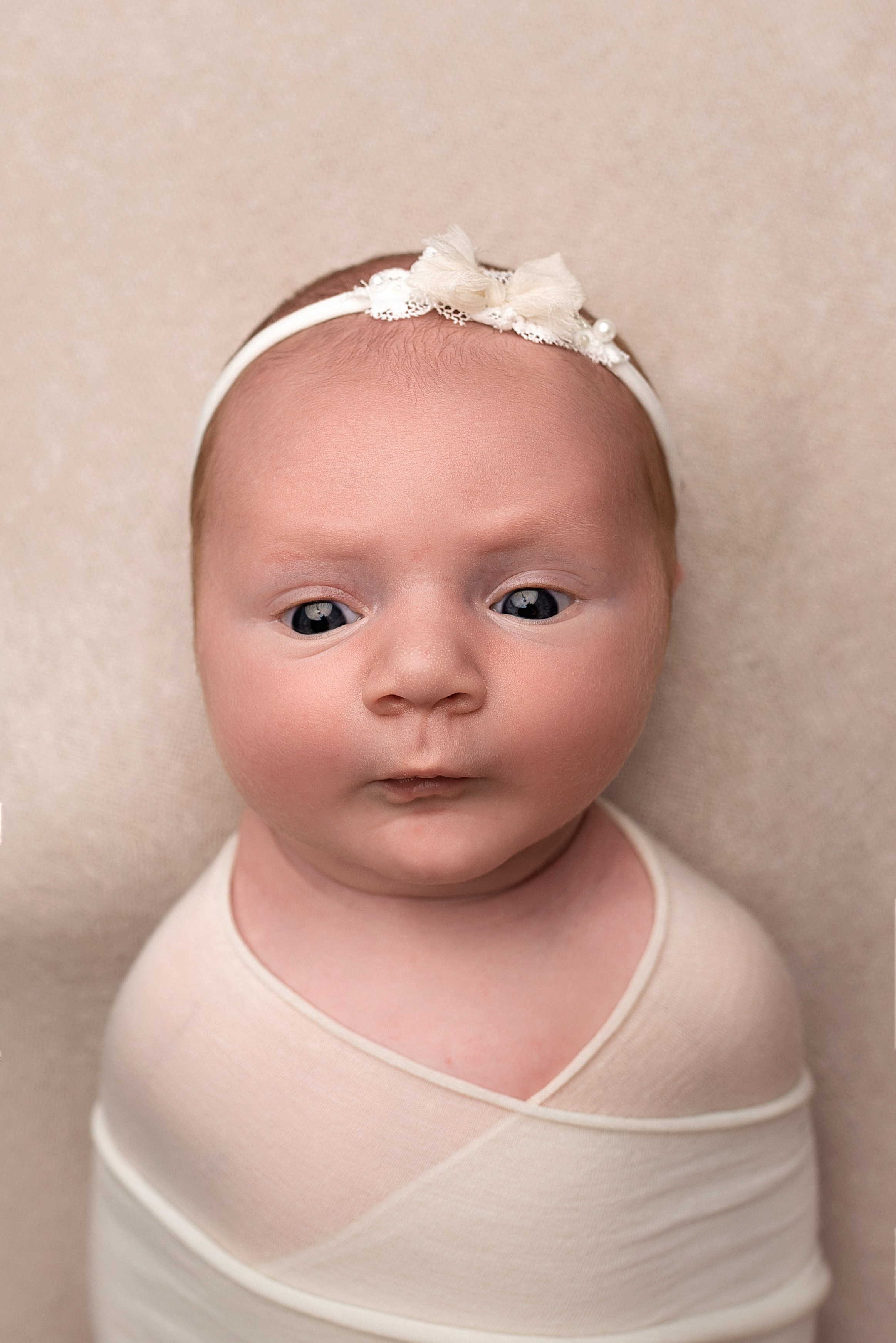 Новорождённые (в обмотках). Детский фотограф новорождённых в Минске Боровик Екатерина