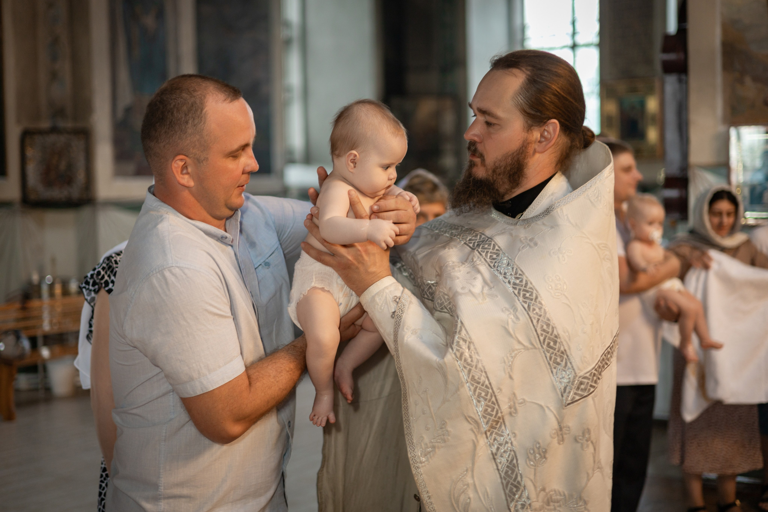 Крещение в храме Ростовская область. Фотограф Наталья Матвеева