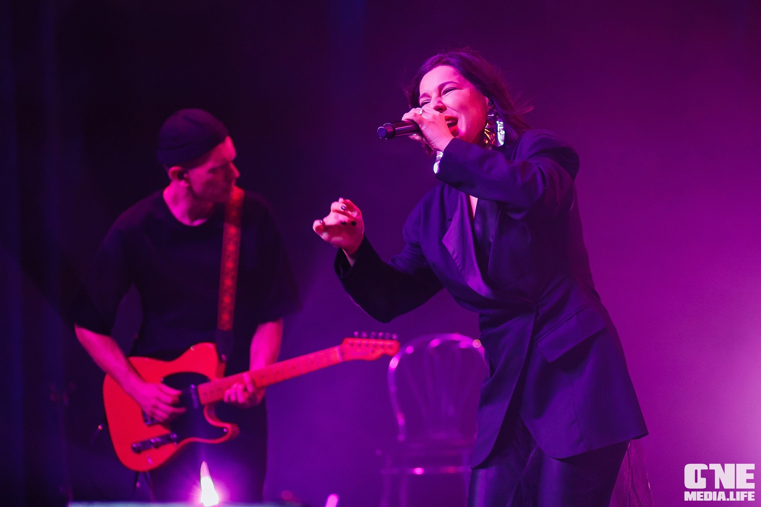 Фоторепортаж с концерта Ёлки. One Media Life: фоторепортажи, фотоотчеты с мероприятий и заведений