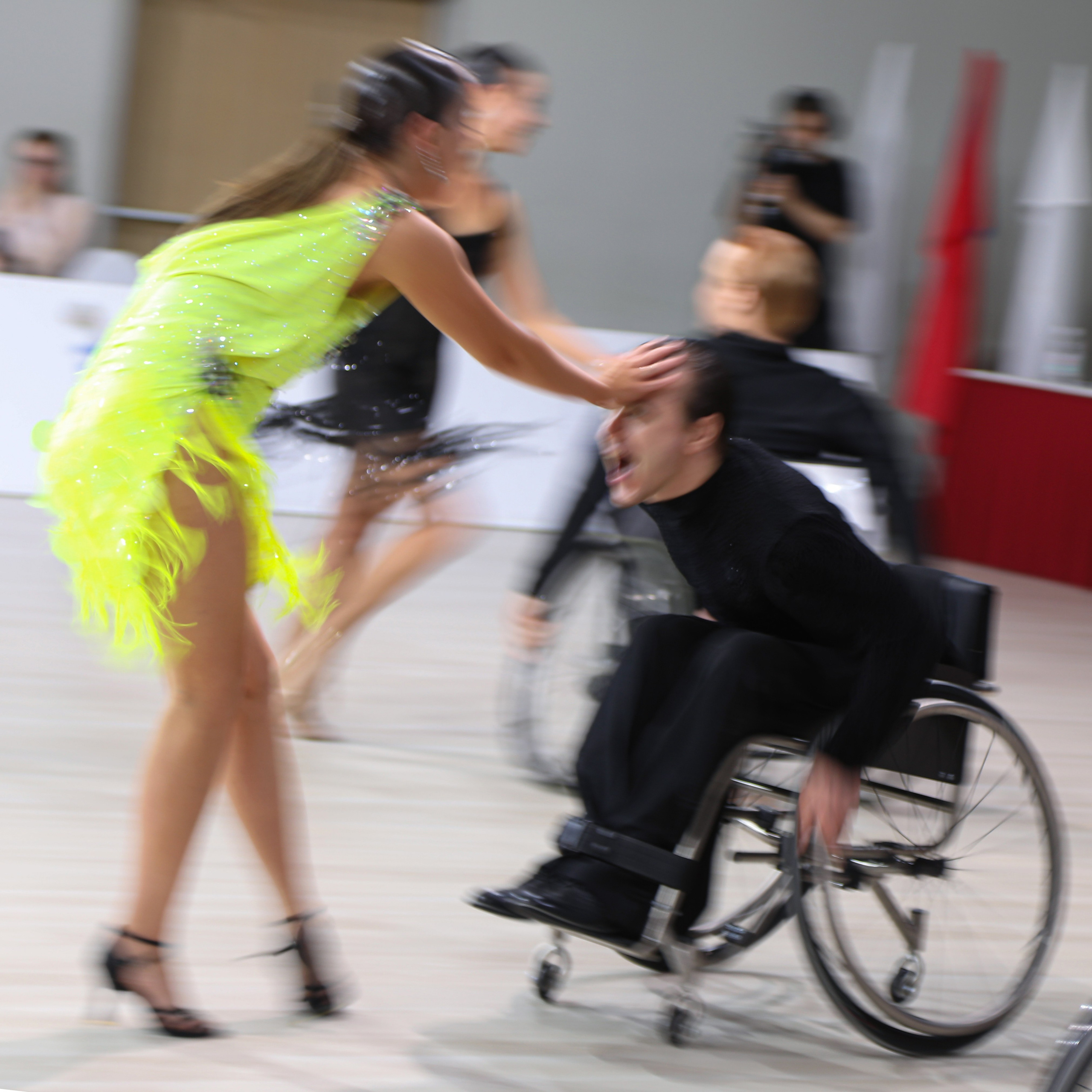 Танцы на колясках. Спортивный фотограф в Санкт-Петербурге Наталья Ксенофонтова