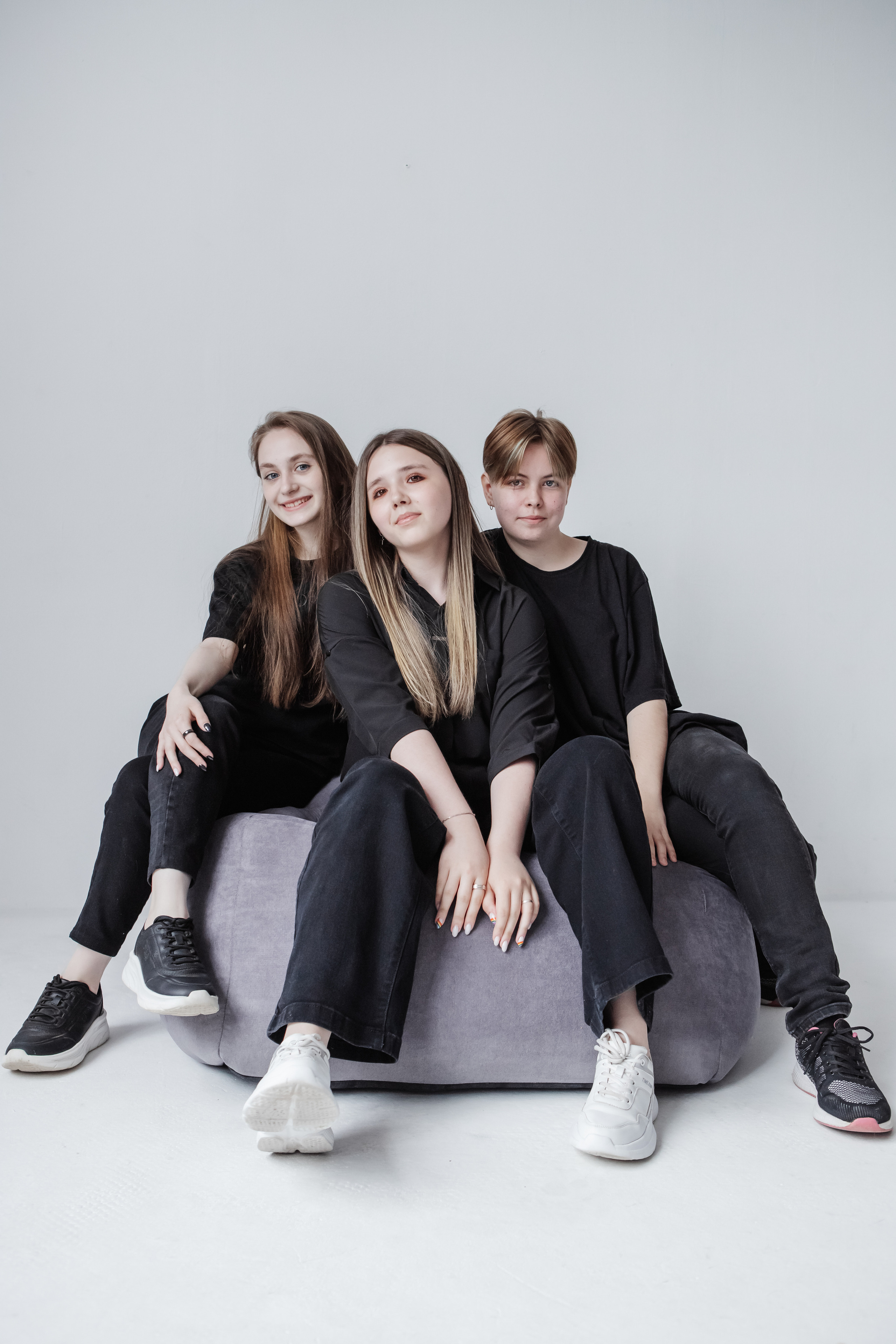 Выпускные альбомы и папки. Свадебный фотограф Волгоград, Волжский