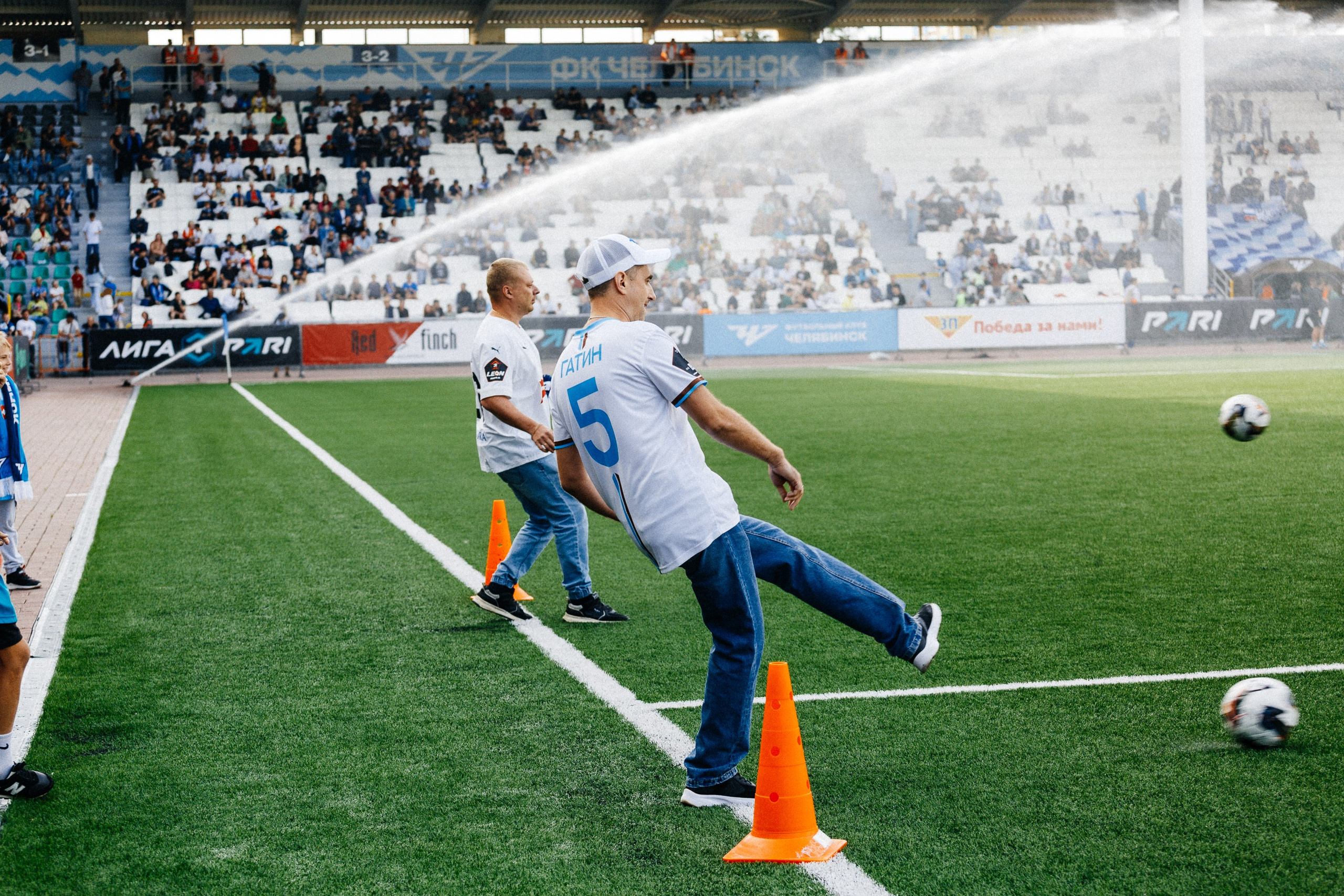 ФК ЧЕЛЯБИНСК Х ФК ВОЛГА. Репортажный фотограф Макс Брагин